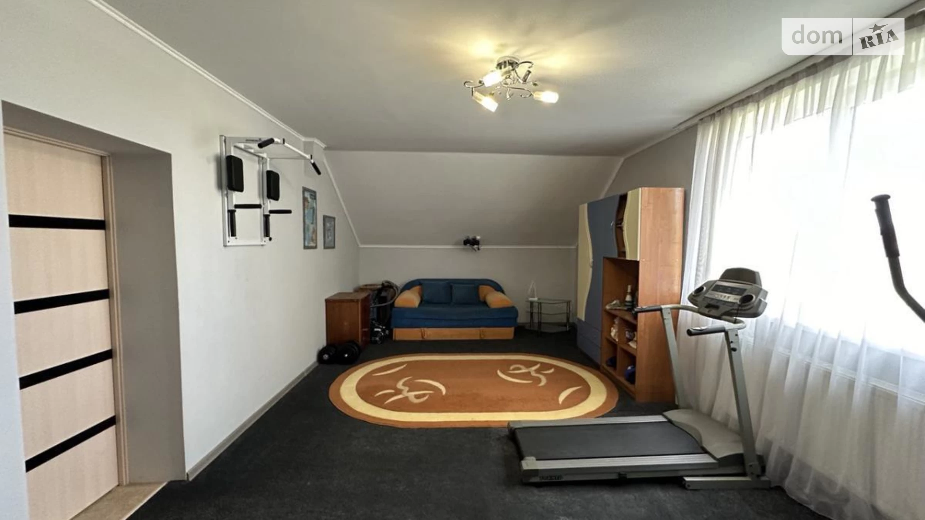 Продается дом на 2 этажа 258.2 кв. м с подвалом, цена: 185000 $ - фото 2