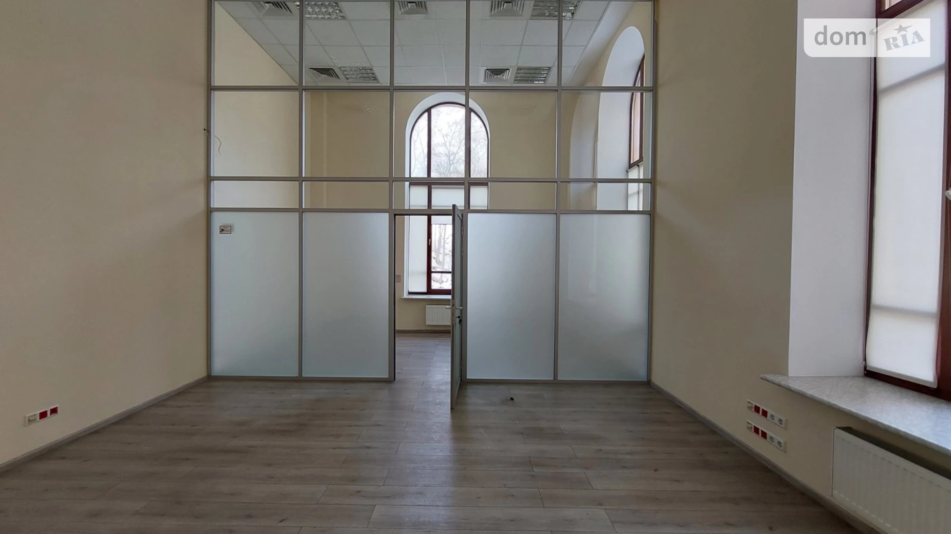 Сдается в аренду офис 492 кв. м в бизнес-центре, цена: 8850 $ - фото 3