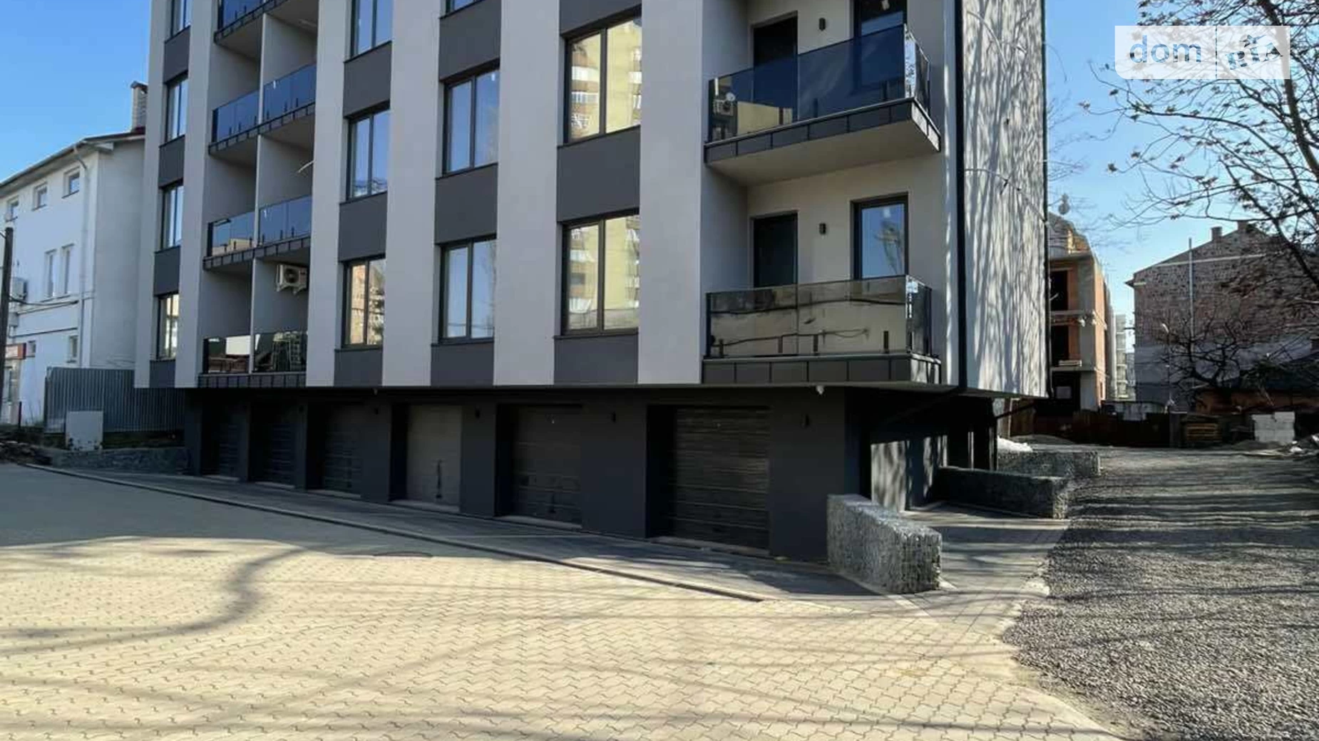 Продается 2-комнатная квартира 61 кв. м в, цена: 116000 $ - фото 2