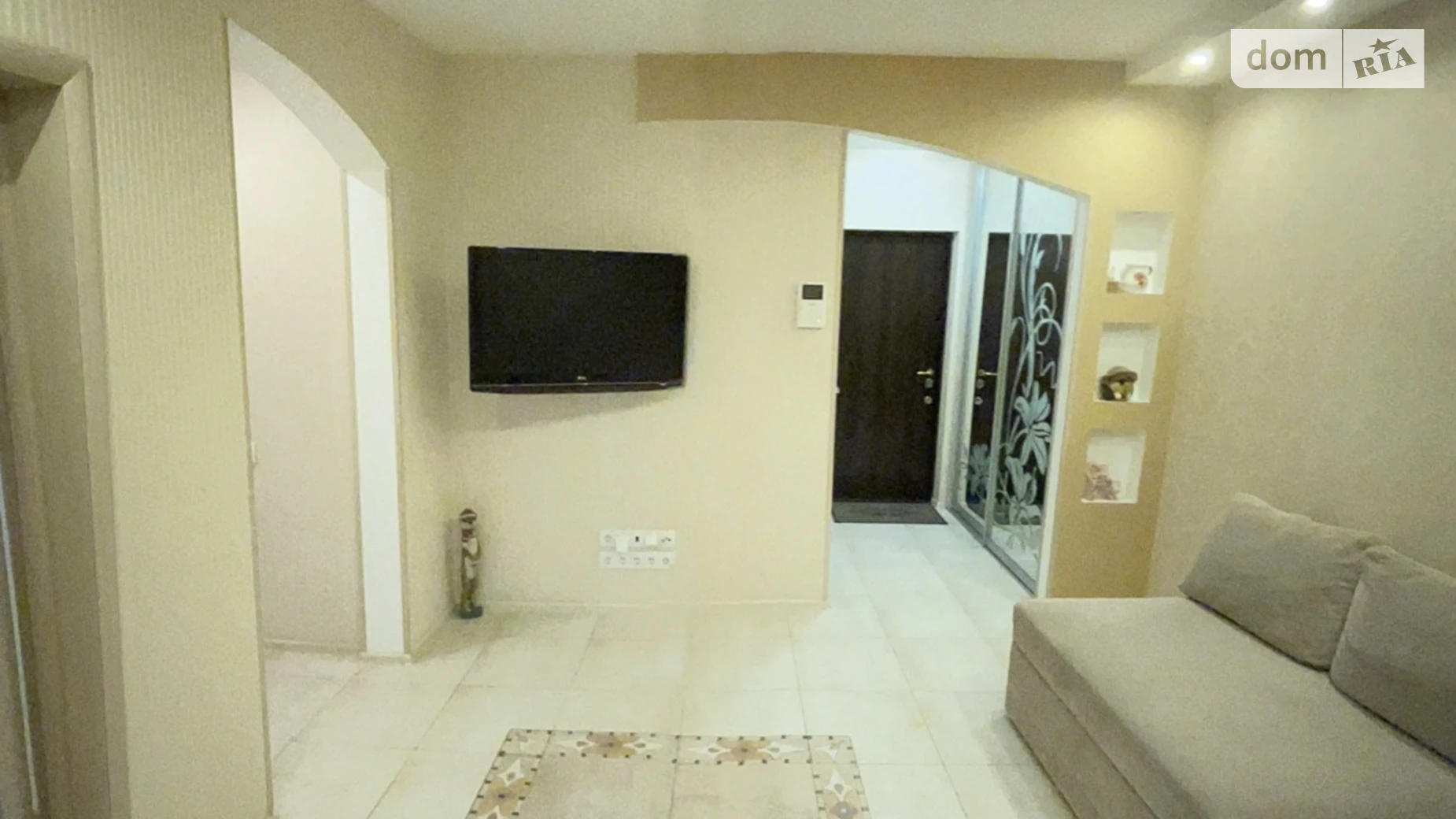 Сдается в аренду 2-комнатная квартира 73.8 кв. м в Киеве, ул. Краковская, 13Б - фото 2