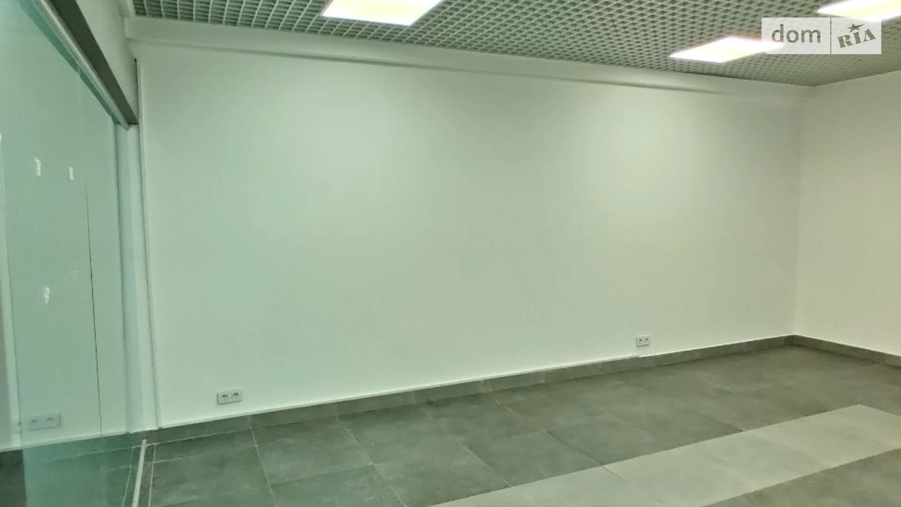 Сдается в аренду офис 54 кв. м в бизнес-центре, цена: 22680 грн - фото 3