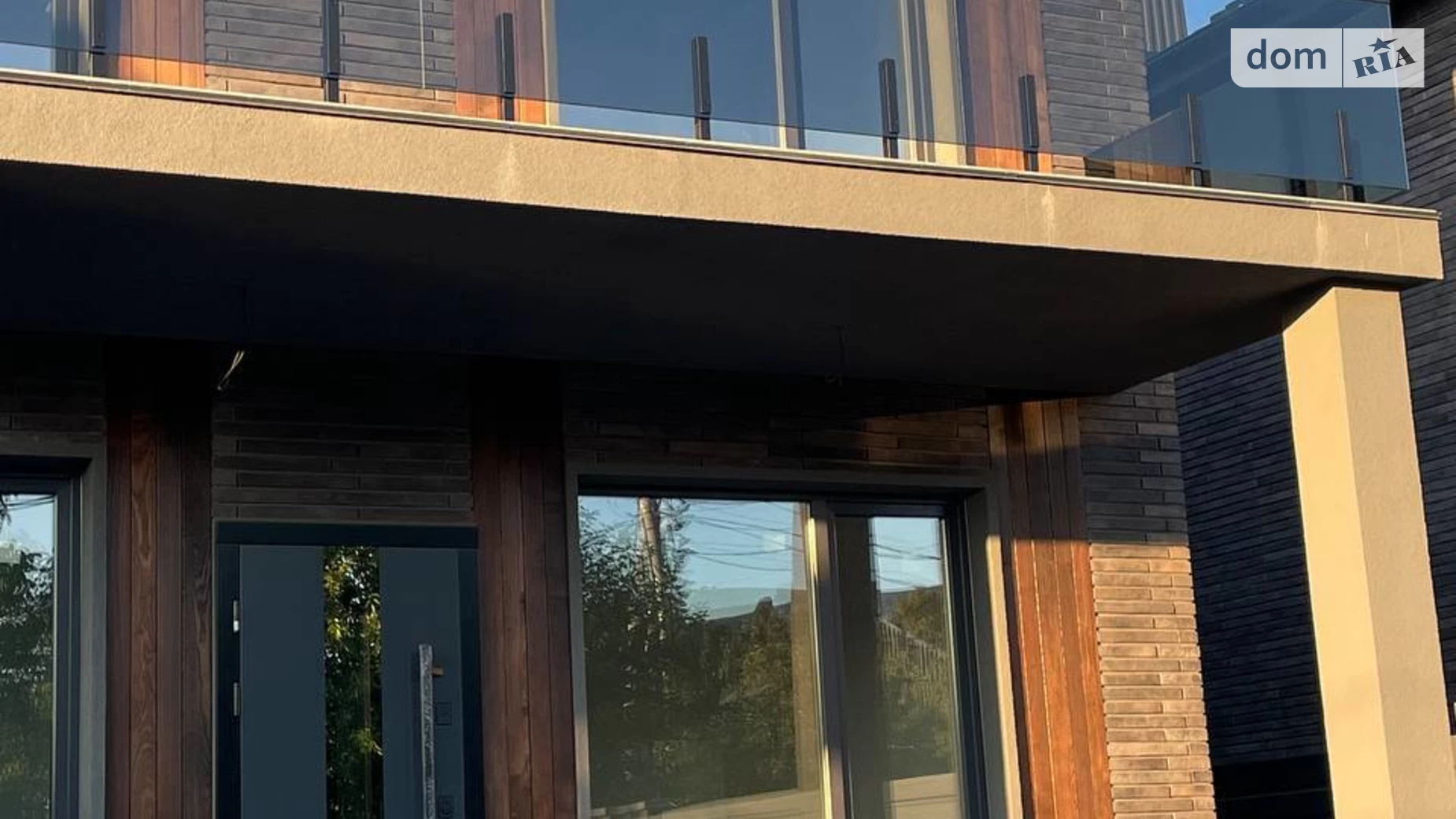 Продається будинок 2 поверховий 210 кв. м з каміном, цена: 285000 $ - фото 2