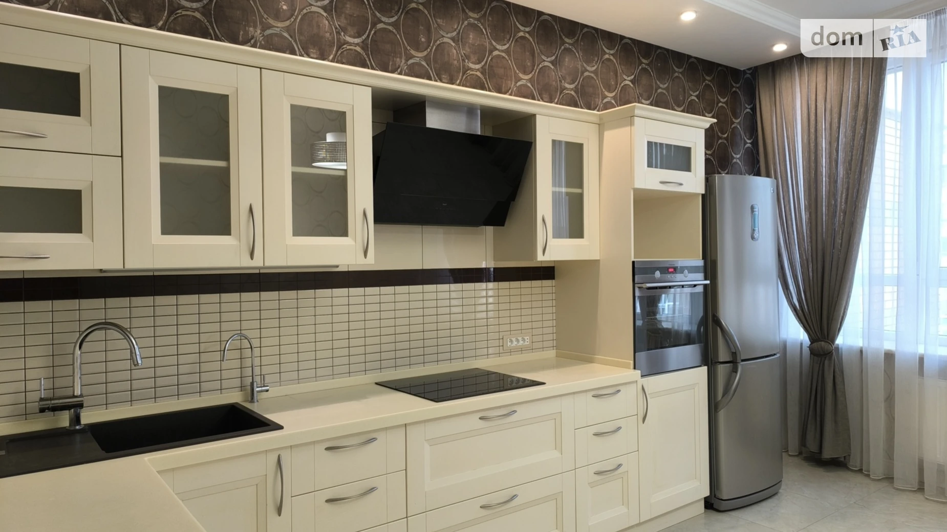 Продается 3-комнатная квартира 102 кв. м в Одессе, ул. Армейская, 11/2 - фото 3