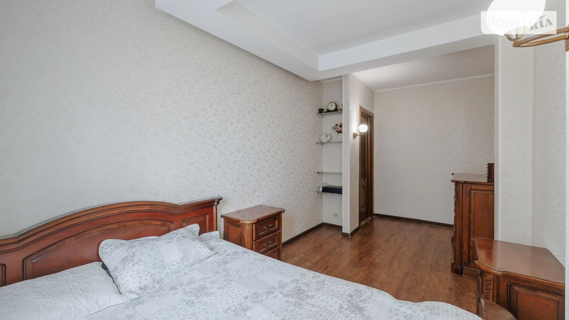 Продается 2-комнатная квартира 49 кв. м в Киеве, ул. Гоголевская, 9Б - фото 3