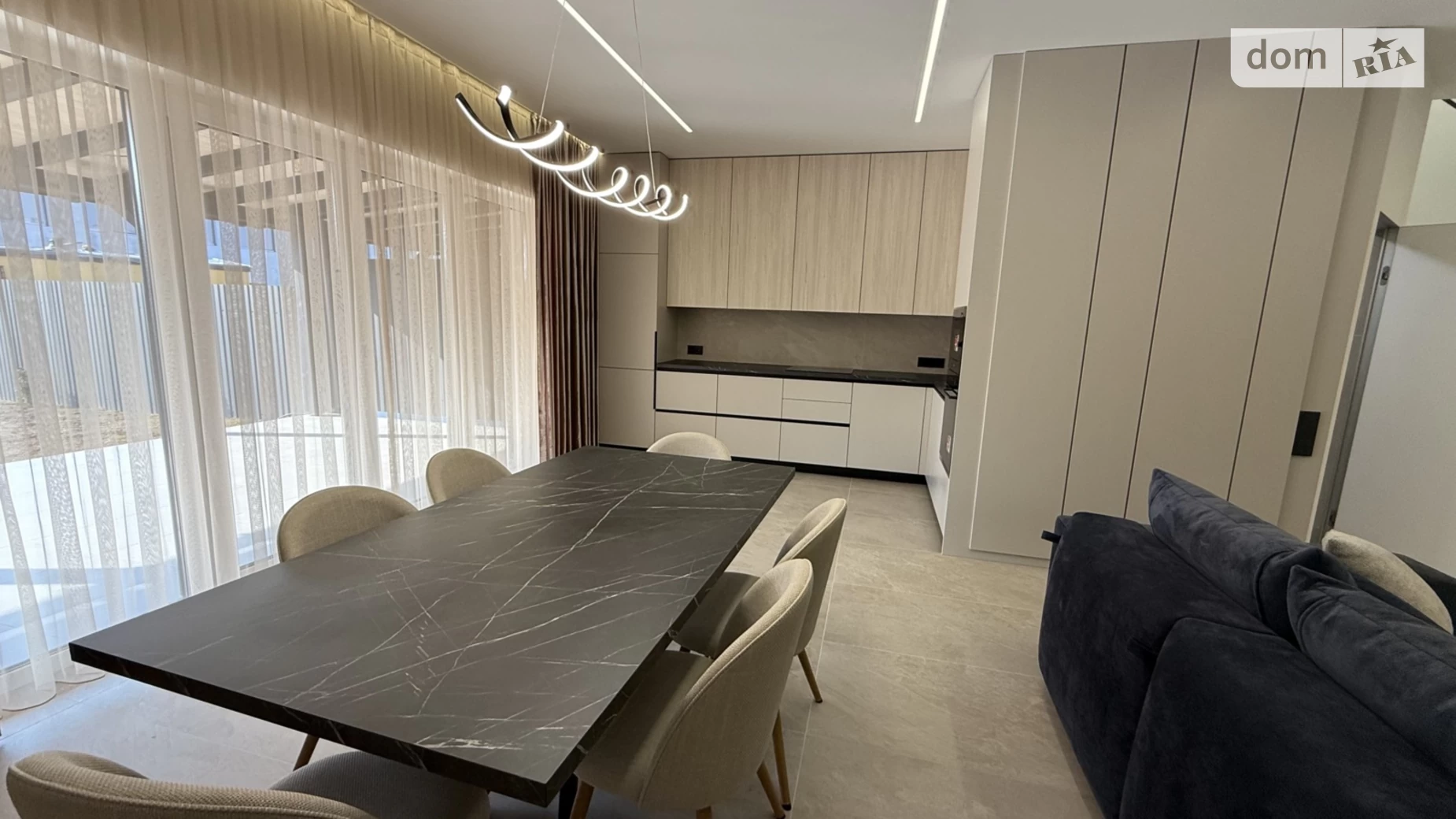 Сторожница ЖК Малиновый, цена: 180000 $ - фото 2