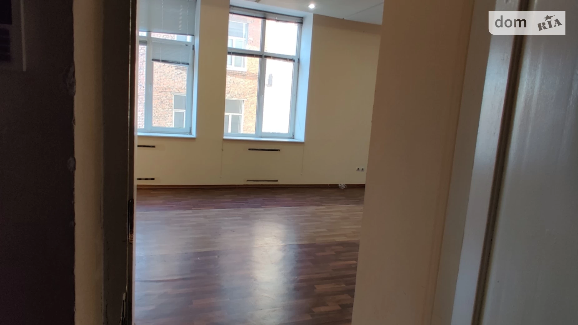 Здається в оренду офіс 32.3 кв. м в бізнес-центрі, цена: 10660 грн - фото 4