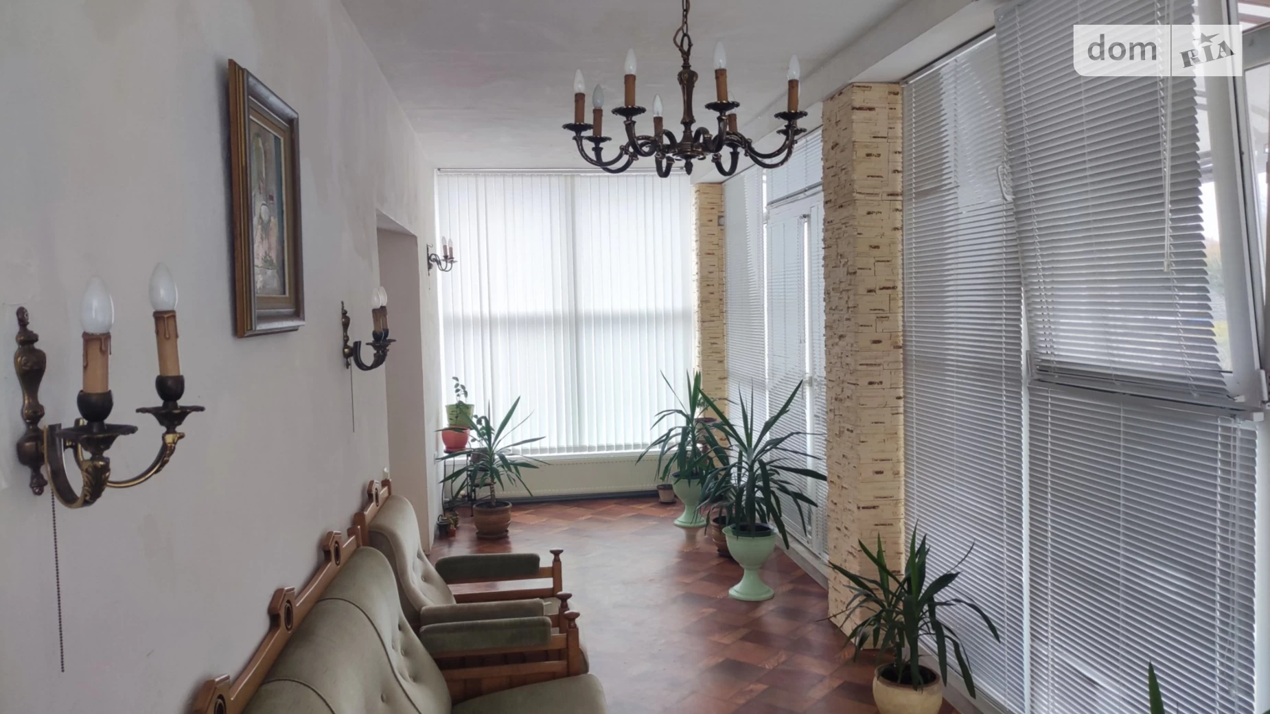 Продается дом на 2 этажа 220 кв. м с мебелью, цена: 155000 $ - фото 2