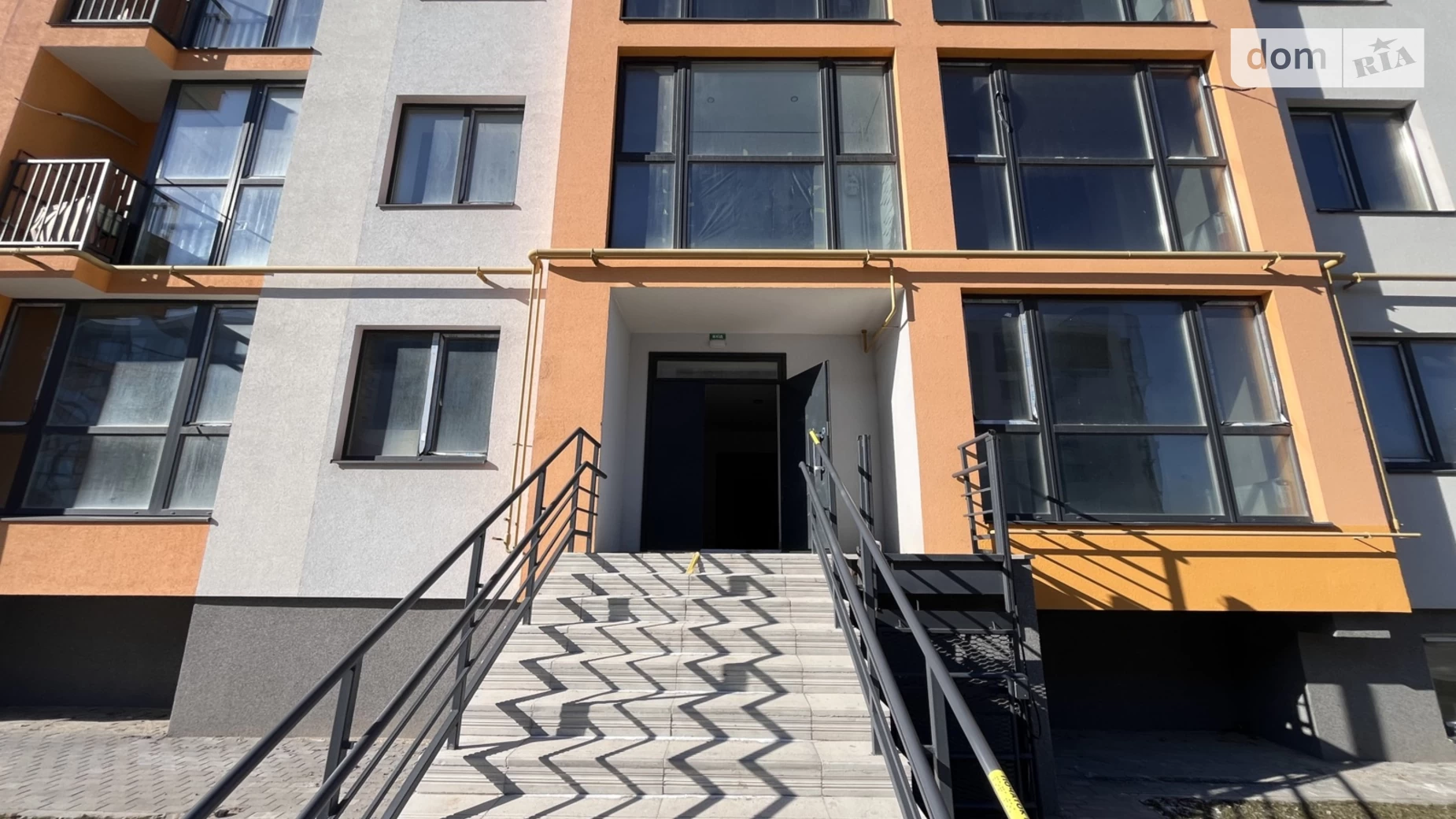 Продается 2-комнатная квартира 74 кв. м в Березиной, ул. Радужная, undefined - фото 2