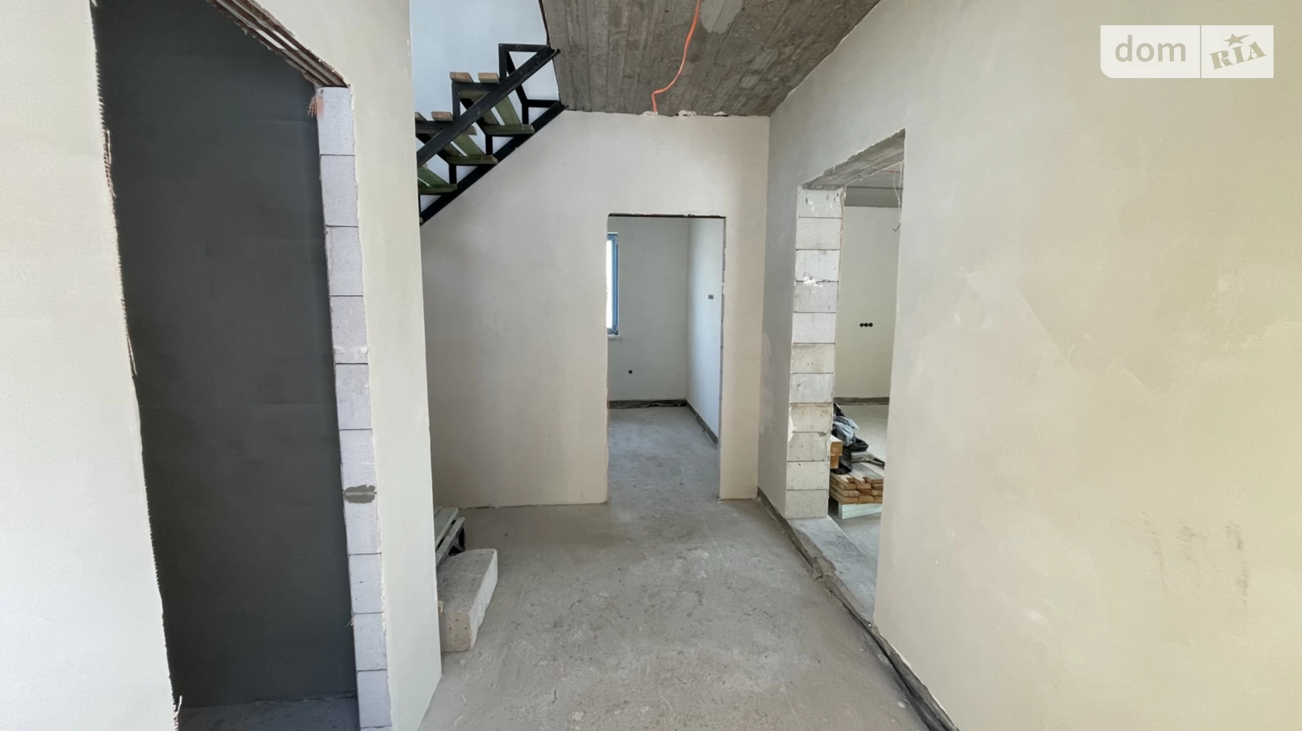 Продается дом на 2 этажа 120 кв. м с гаражом, цена: 58000 $ - фото 4