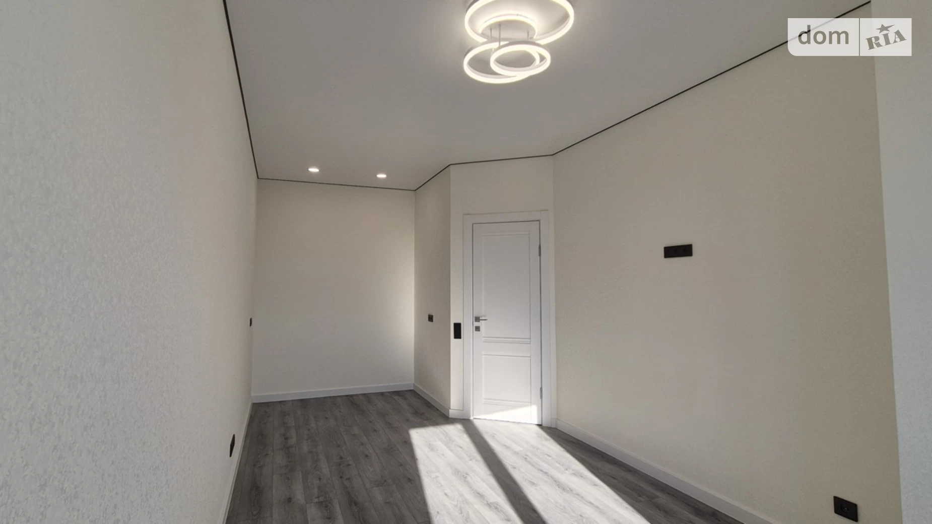 Продается 1-комнатная квартира 37 кв. м в Стрижавке, цена: 47000 $ - фото 4