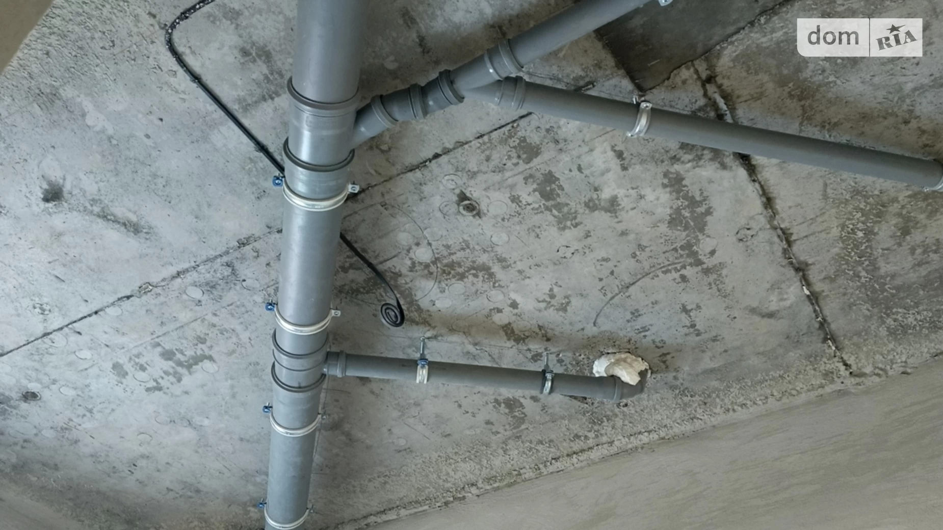 Продается дом на 2 этажа 192 кв. м с баней/сауной, цена: 210000 $ - фото 3