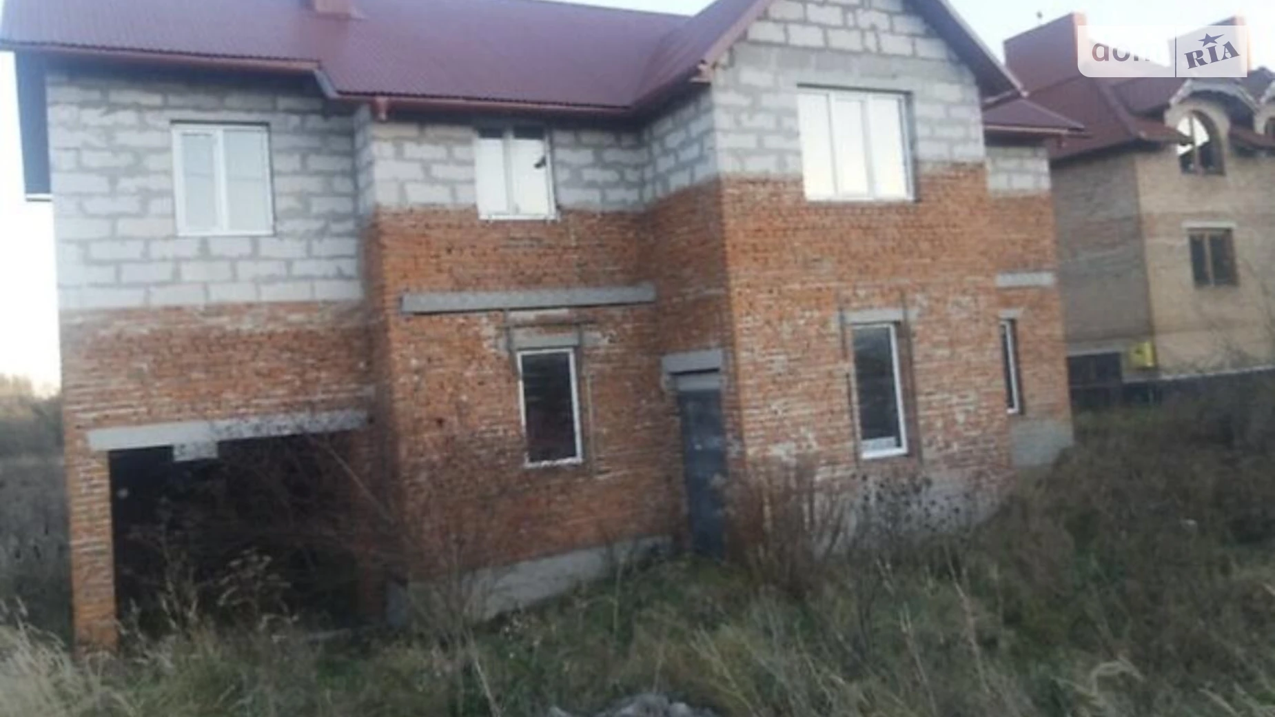 Продается дом на 2 этажа 192 кв. м с бассейном, цена: 51000 $ - фото 3