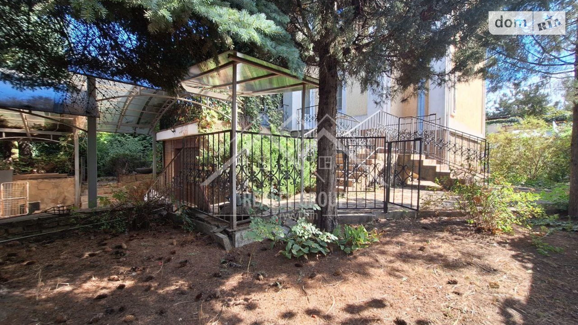 Продается дом на 2 этажа 318.7 кв. м с мебелью, цена: 139000 $ - фото 3
