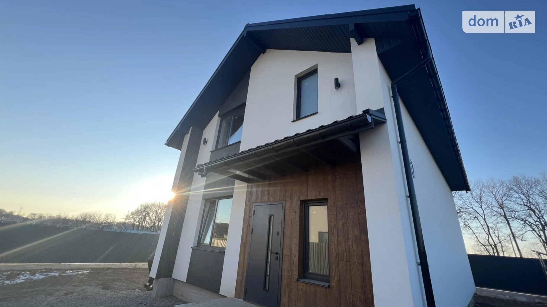 Продается дом на 2 этажа 120 кв. м с террасой, цена: 88000 $ - фото 2