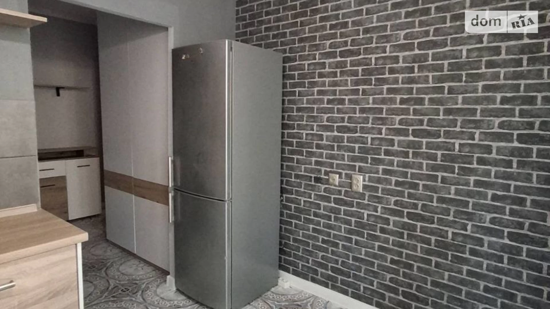 Продается 1-комнатная квартира 41.1 кв. м в Ивано-Франковске, ул. Хоткевича Гната, 67А корпус 3 - фото 3