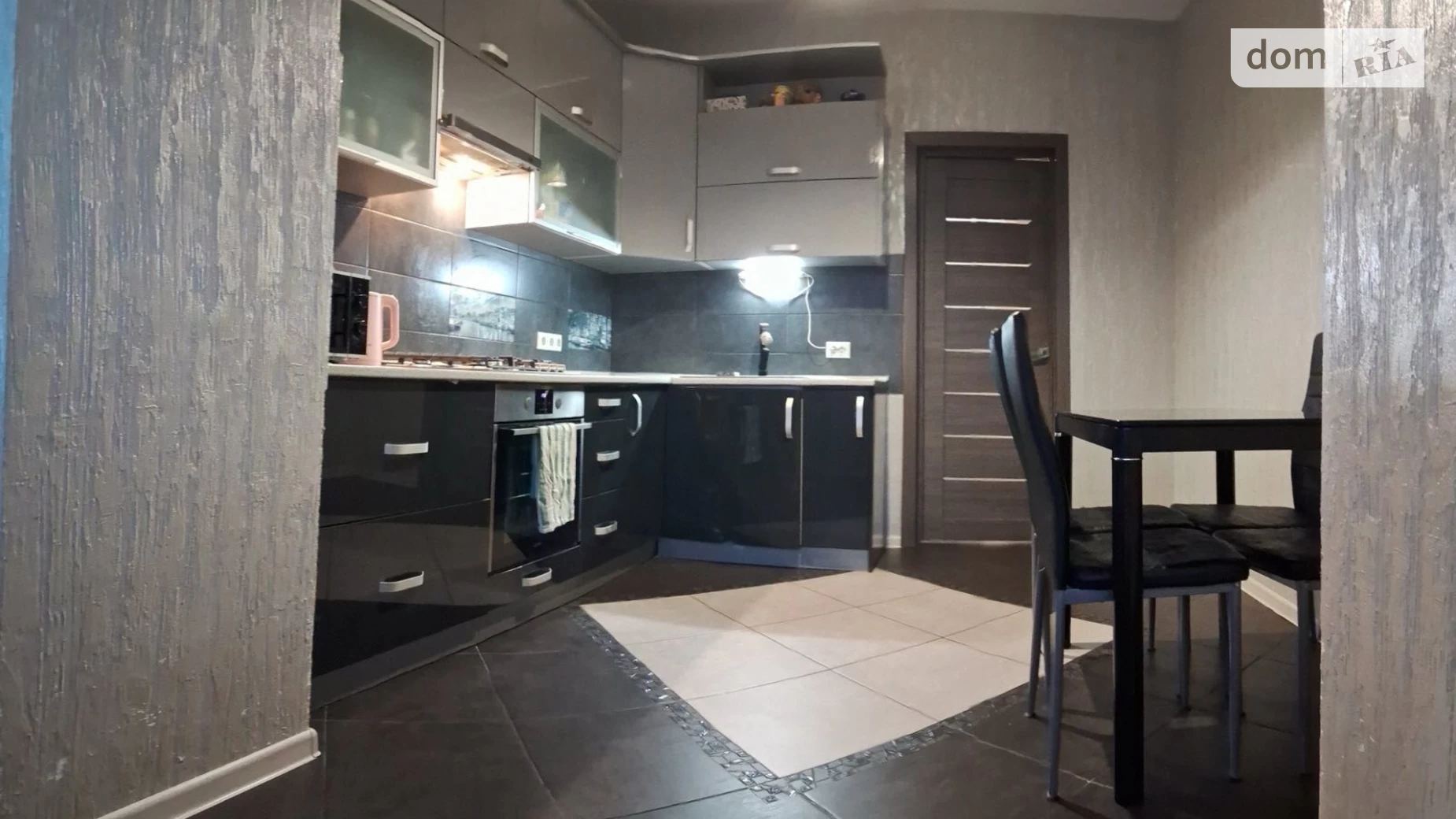 Продается 2-комнатная квартира 80.7 кв. м в Трускавце, ул. Павла Скоропадского - фото 2