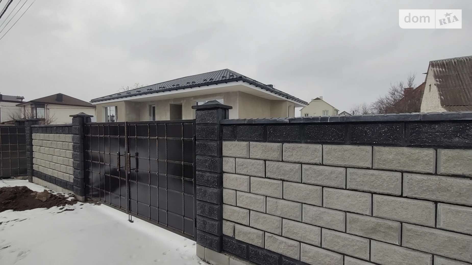 Продается одноэтажный дом 110 кв. м с камином, цена: 119999 $ - фото 2