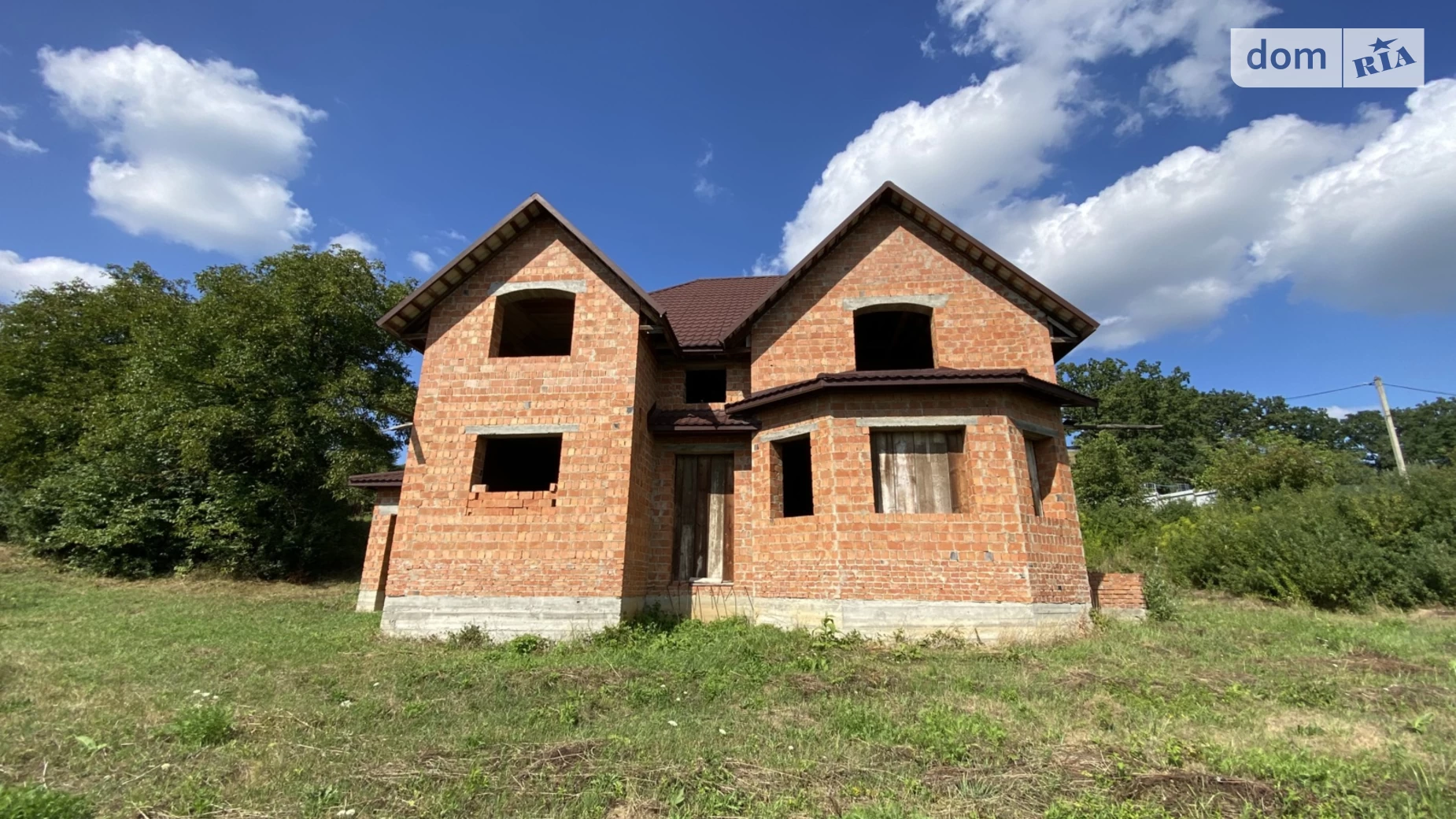 Продается дом на 2 этажа 250 кв. м с участком, цена: 75000 € - фото 2