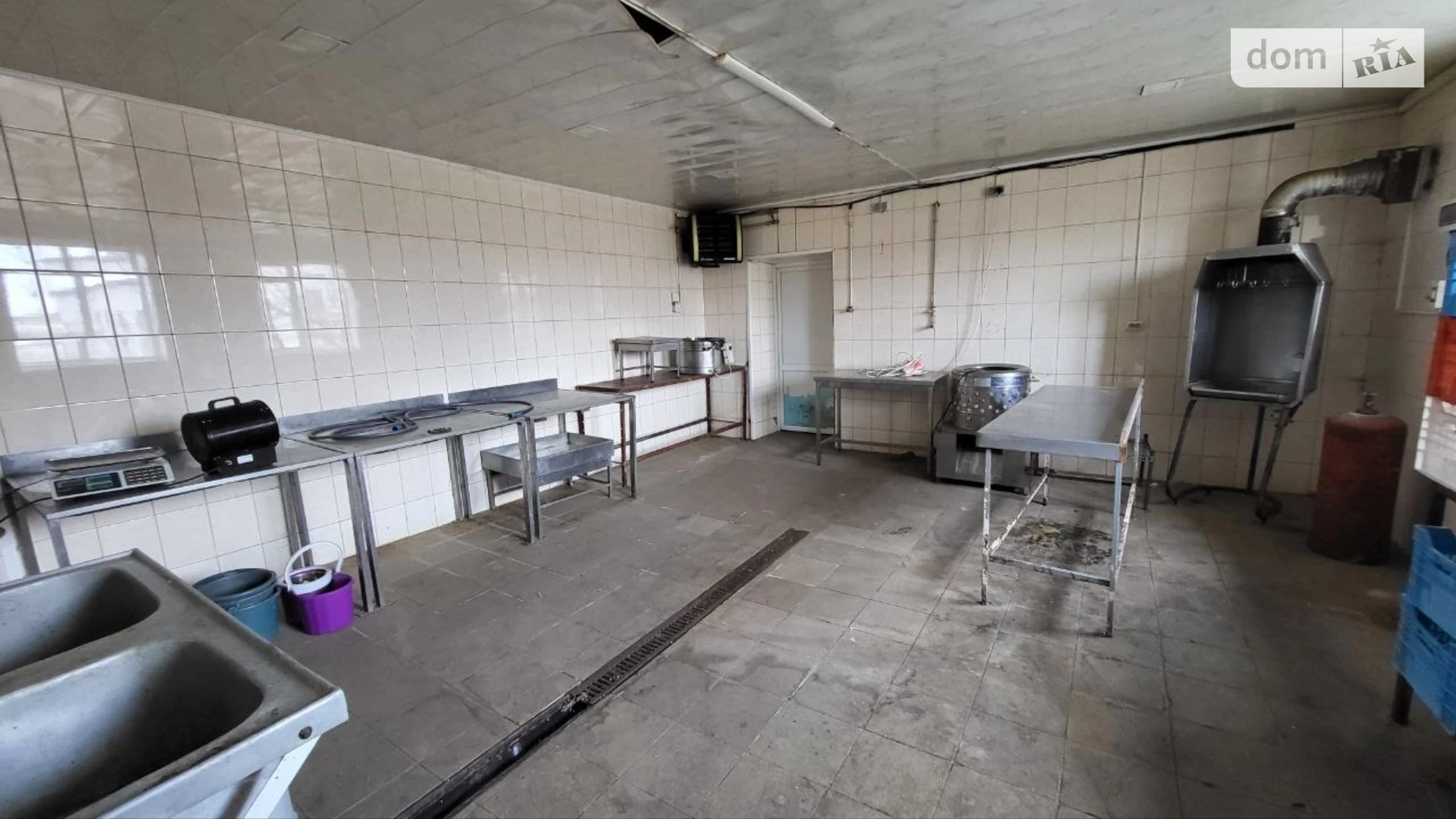 Продается объект сферы услуг 1699 кв. м в 1-этажном здании, цена: 200000 $ - фото 3