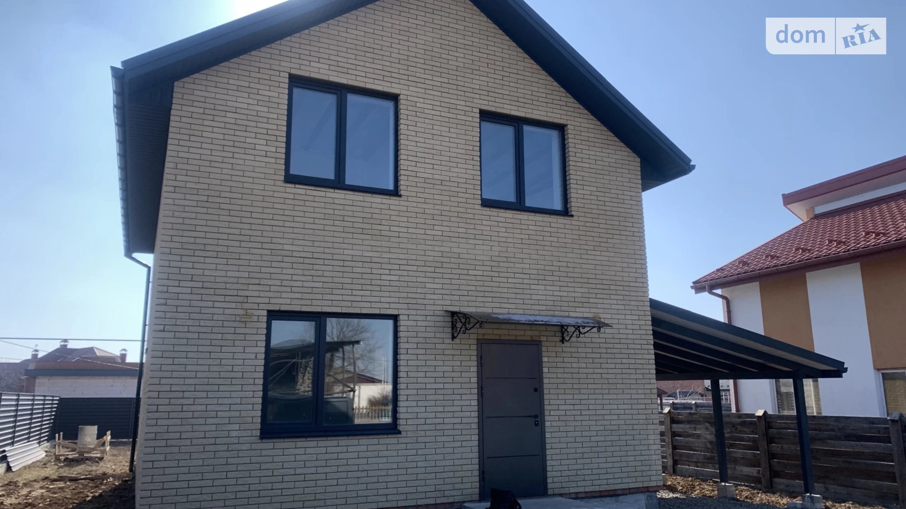Продается дом на 2 этажа 107 кв. м с камином, цена: 107000 $ - фото 4