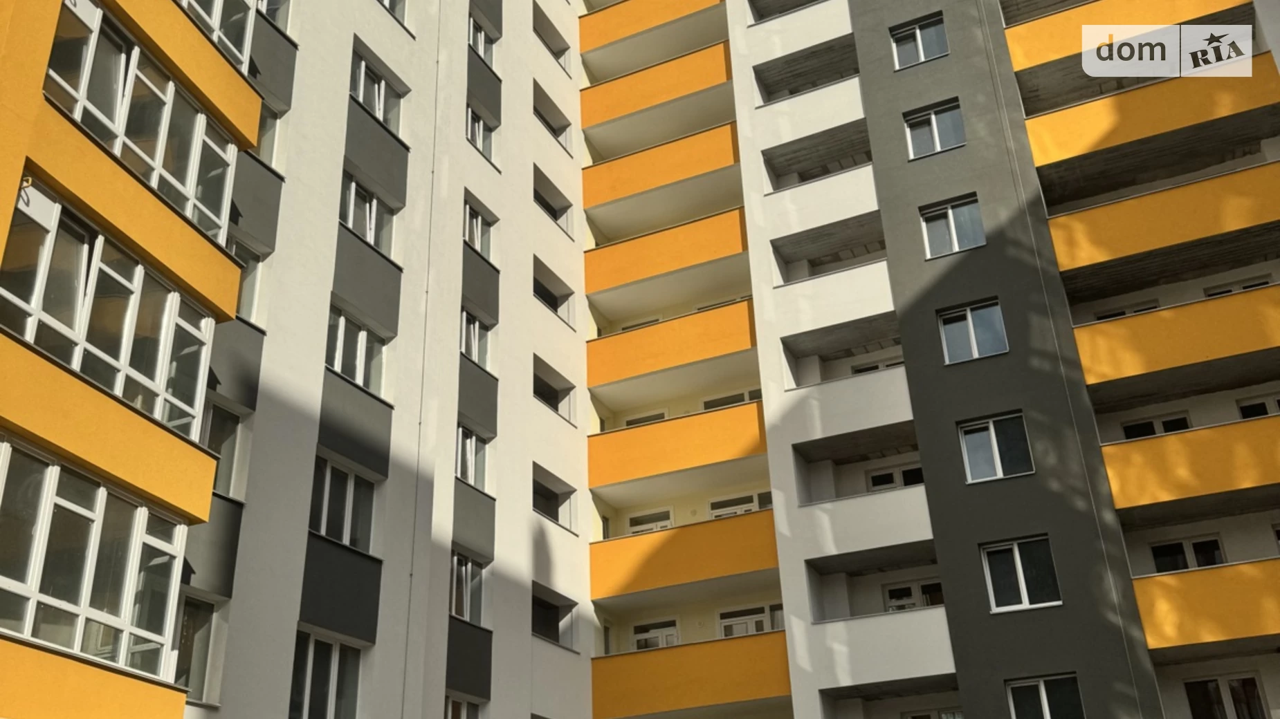 Продается 2-комнатная квартира 74.3 кв. м в Хмельницком, ул. Степана Бандеры - фото 2