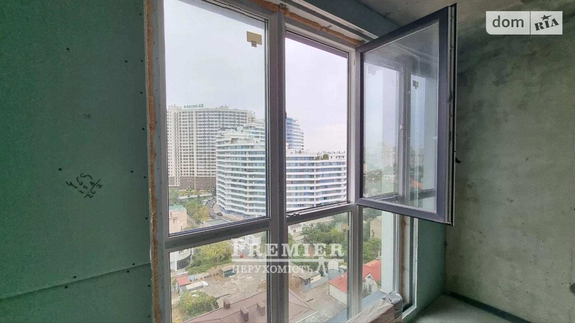 Продается 2-комнатная квартира 56 кв. м в Одессе, ул. Литературная, 10 - фото 3