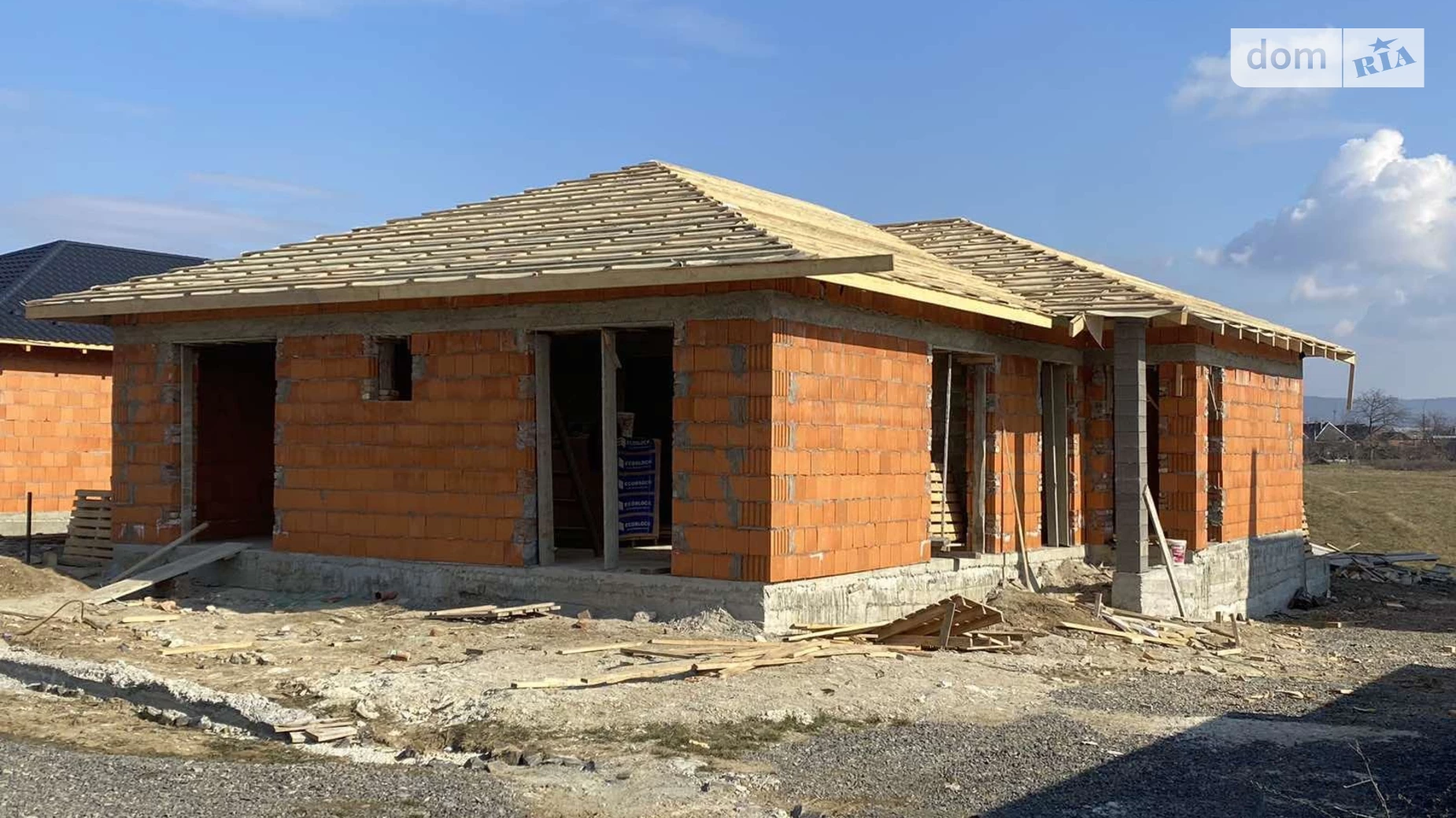 Продается одноэтажный дом 140 кв. м с балконом, цена: 90000 $ - фото 2