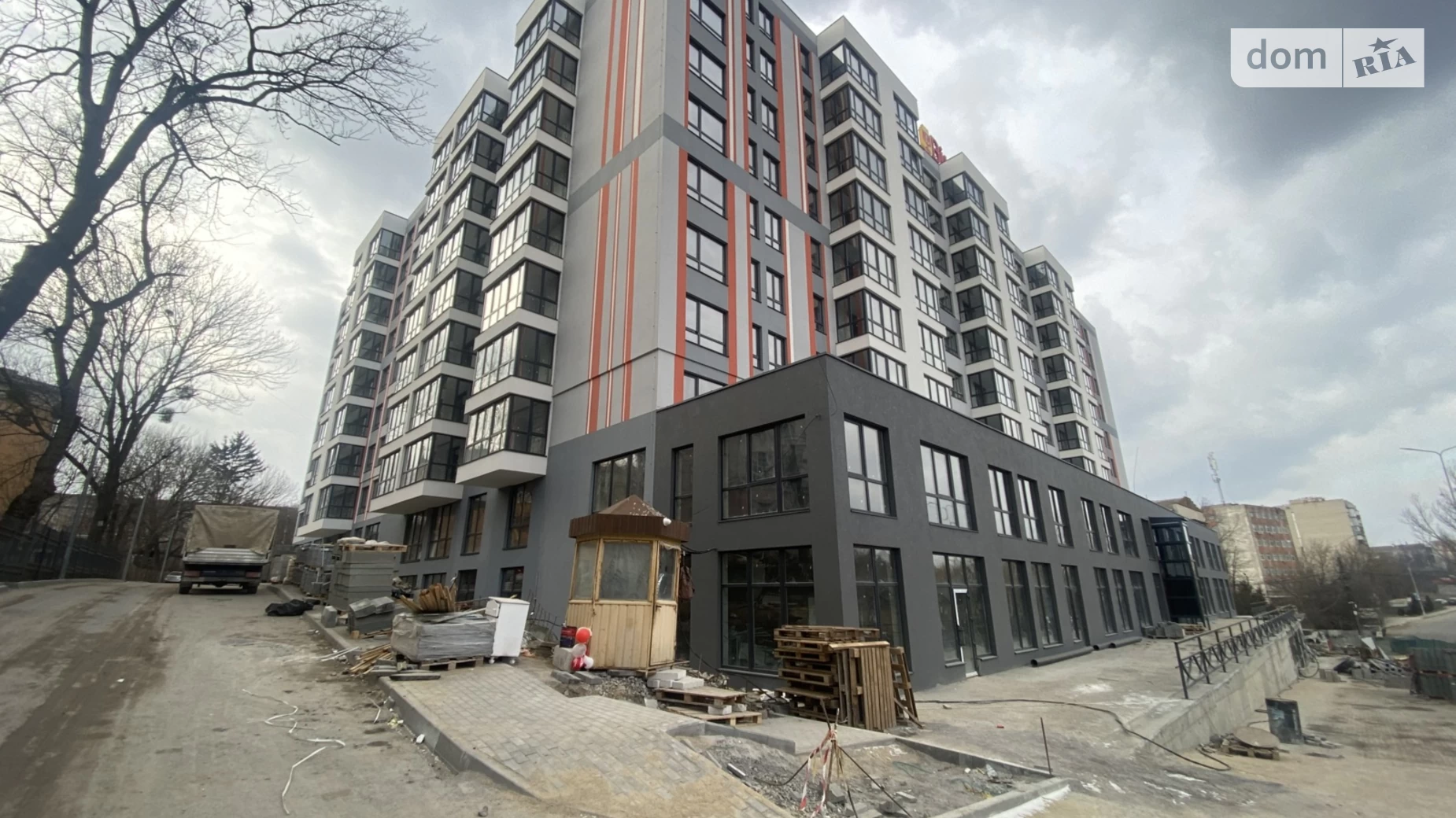 Продается 2-комнатная квартира 70 кв. м в Виннице, ул. Привокзальная, 30 - фото 2