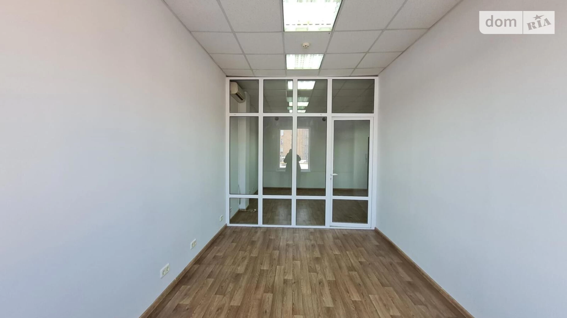 Здається в оренду офіс 54.3 кв. м в бізнес-центрі, цена: 18733 грн - фото 5