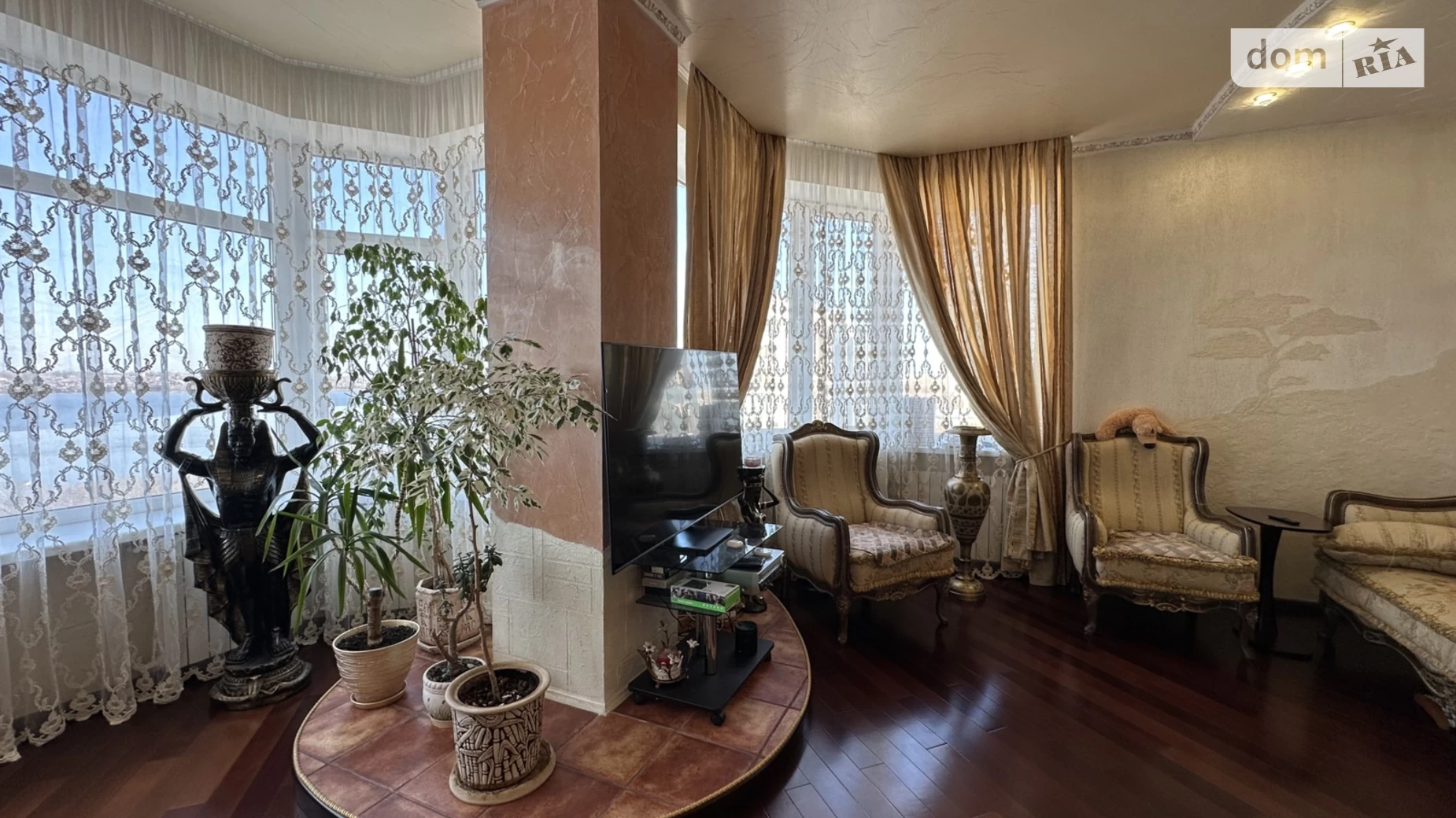 Продается 3-комнатная квартира 114 кв. м в Николаеве, ул. Леваневцев, 25/9 - фото 4