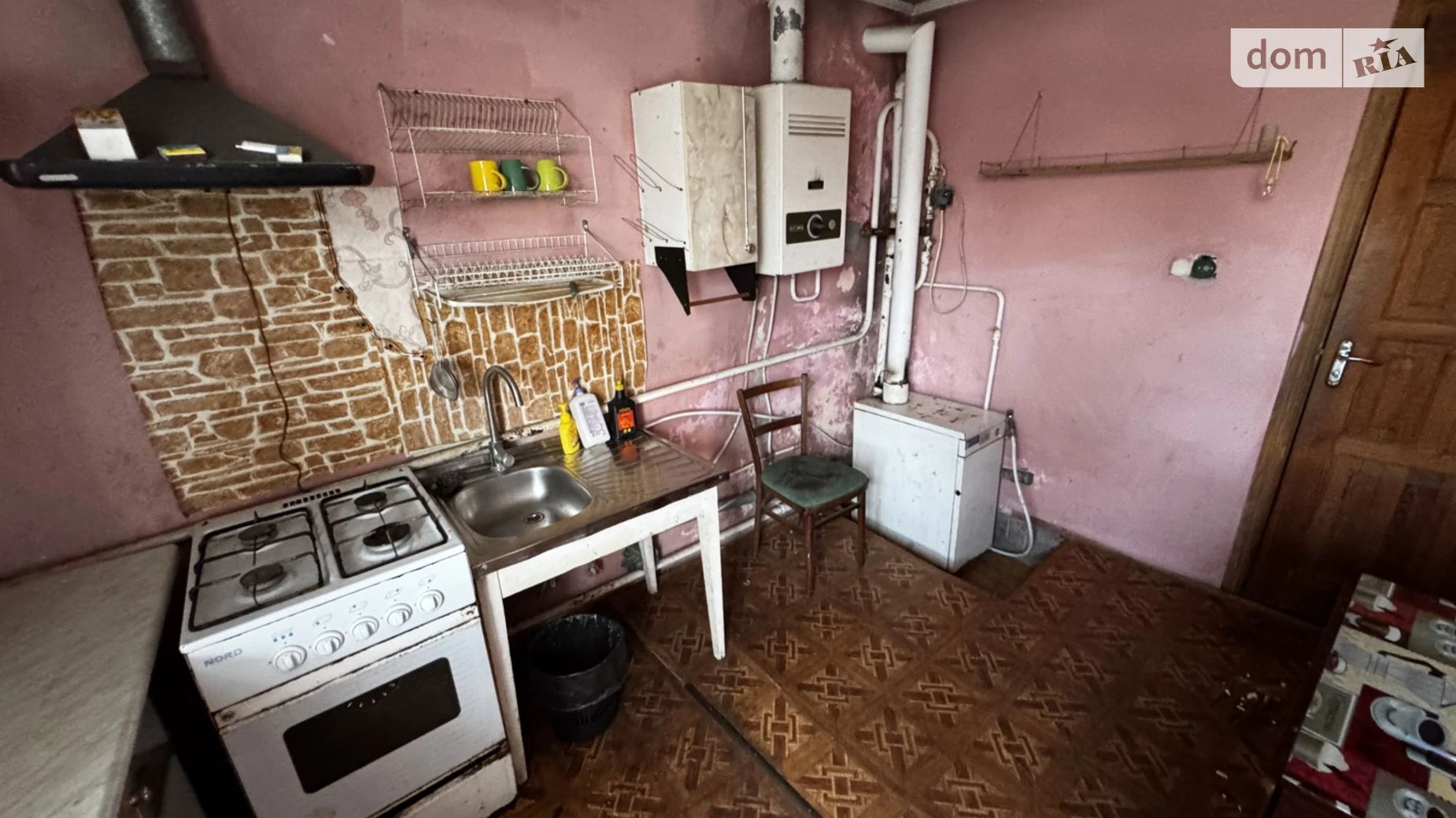 Продается дом на 2 этажа 135 кв. м с участком, цена: 49000 $ - фото 4