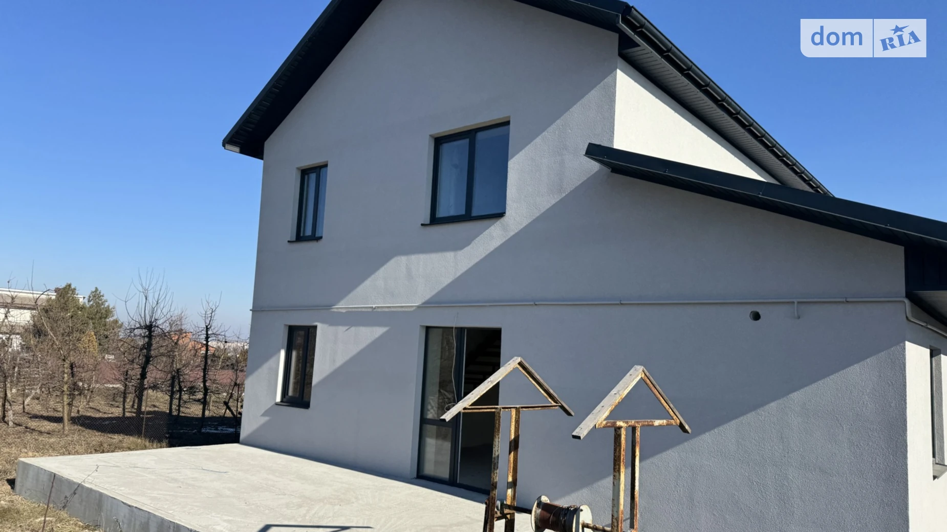 Продается дом на 2 этажа 138 кв. м с камином, цена: 105000 $ - фото 2