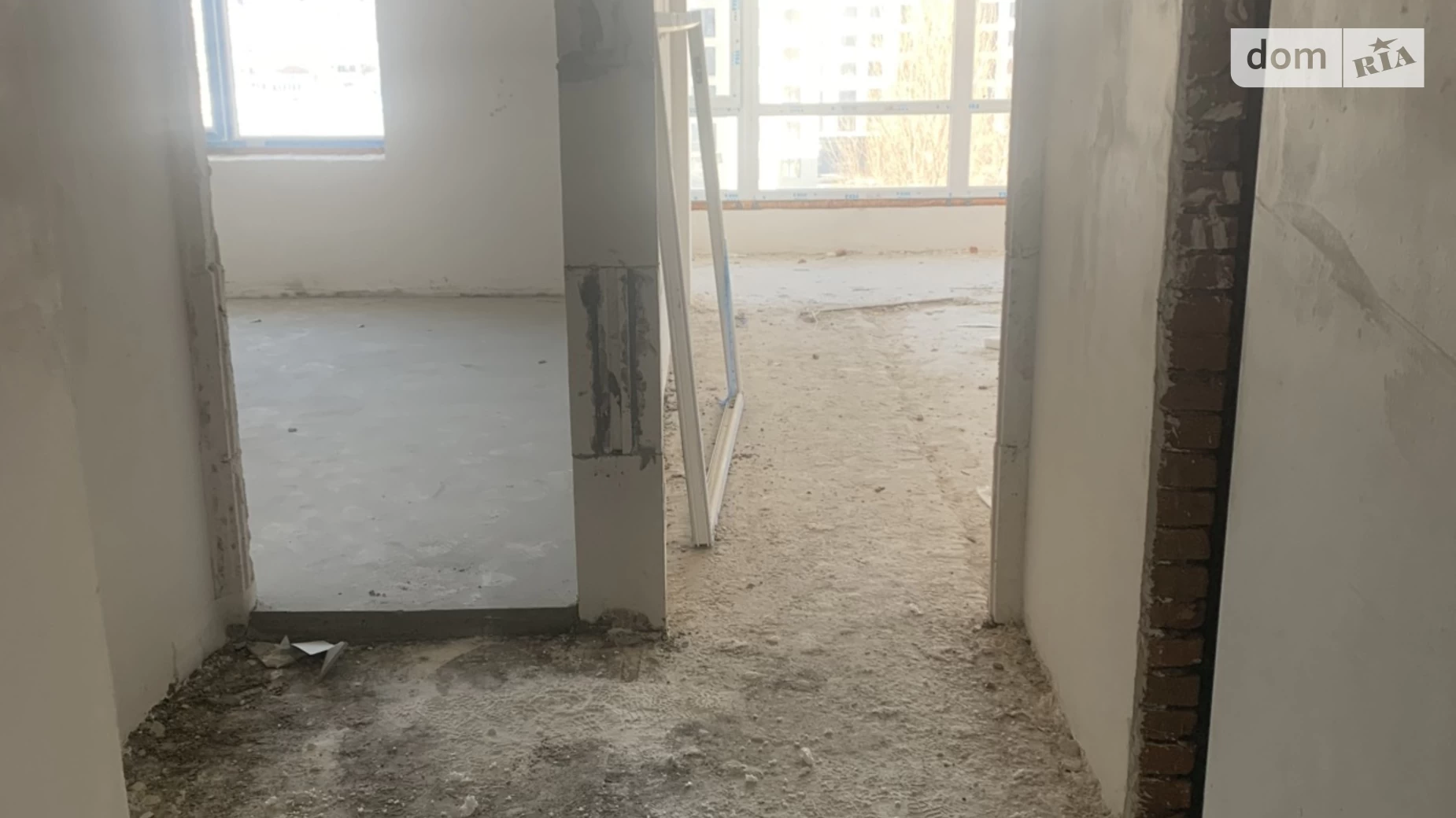 Продается 1-комнатная квартира 43 кв. м в Буче, ул. Ивана Кожедуба, 8А - фото 3