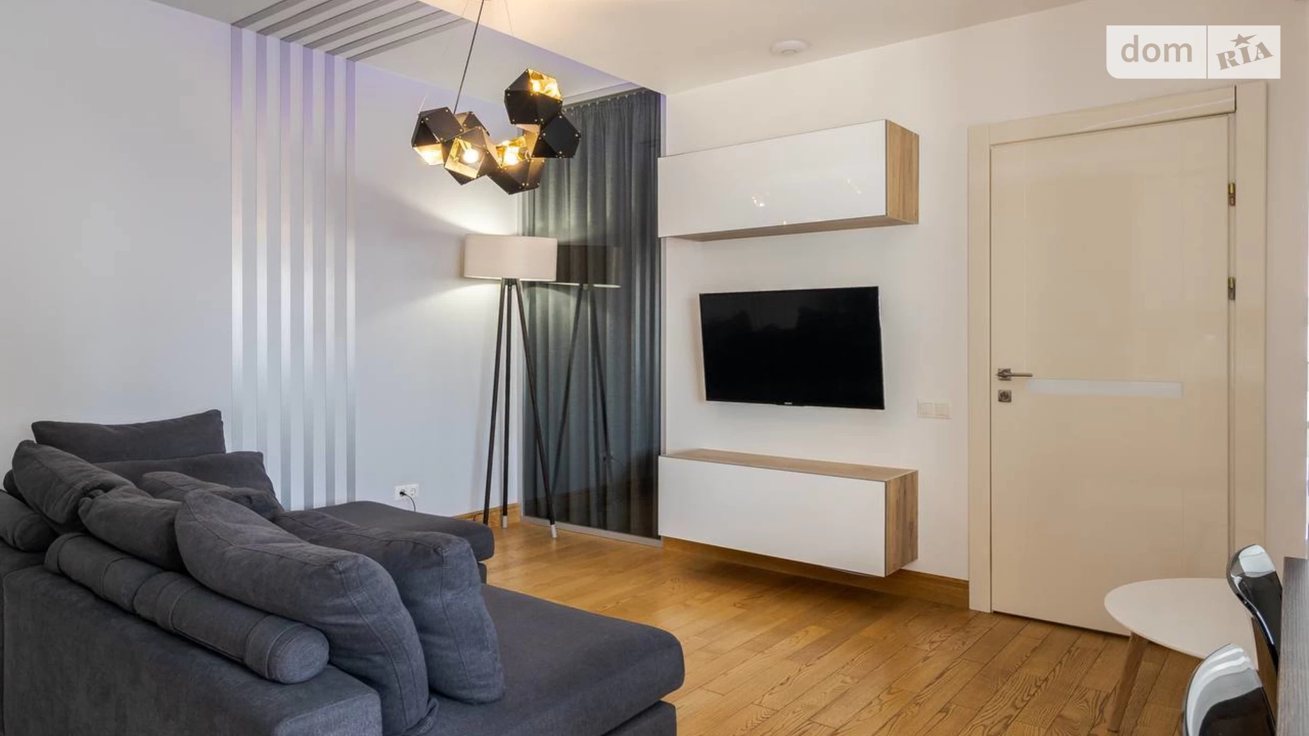 Продается 2-комнатная квартира 78.2 кв. м в Львове, ул. Пасечная, 171 - фото 4