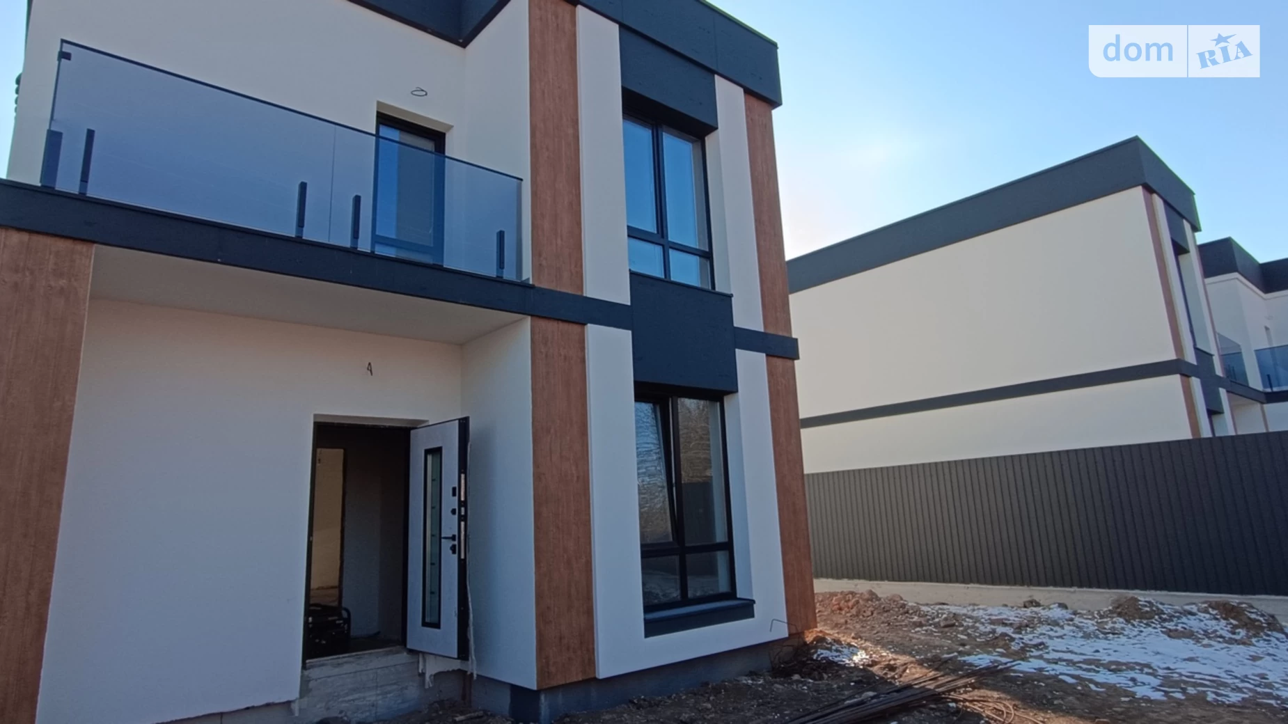 Продается дом на 2 этажа 125 кв. м с балконом, цена: 140000 $ - фото 2
