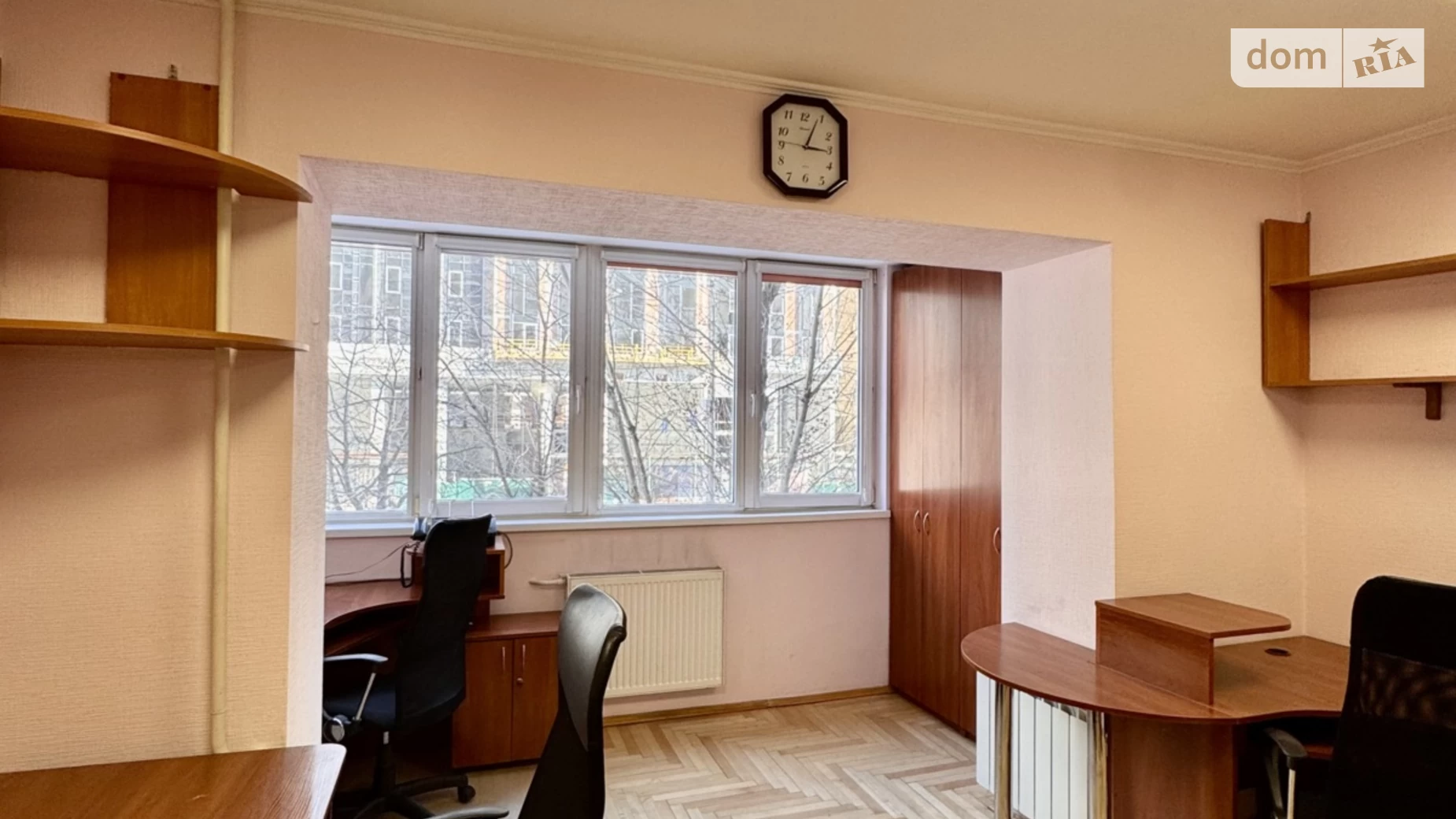 Сдается в аренду офис 60 кв. м в бизнес-центре, цена: 600 $ - фото 3