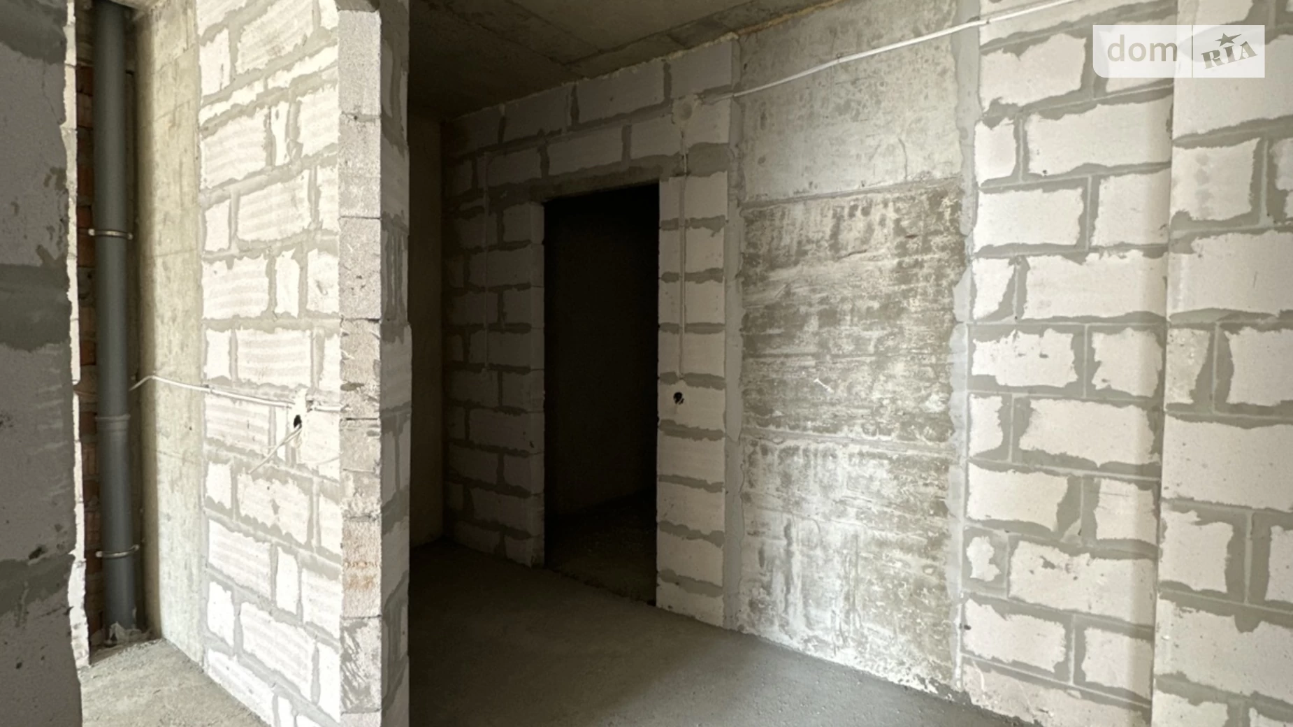 Продается 1-комнатная квартира 51 кв. м в Черновцах, ул. Русская, 237 - фото 4