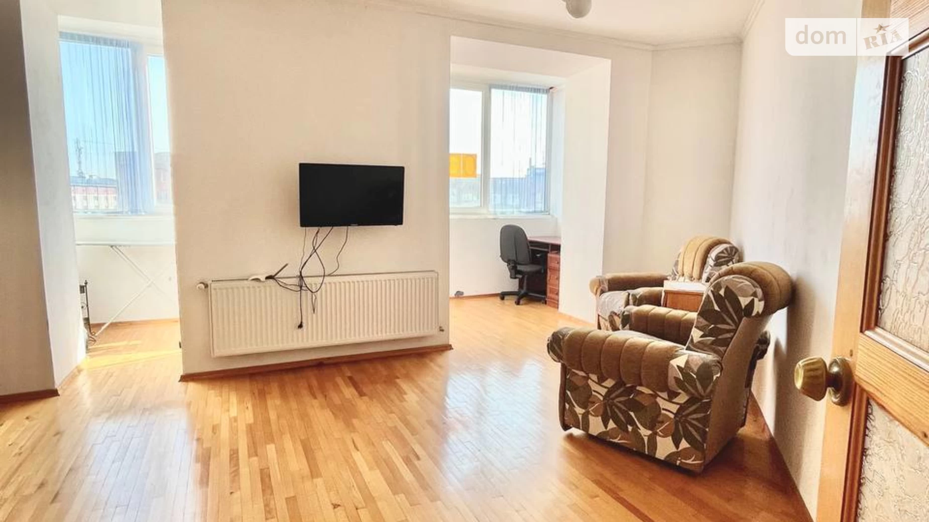 Продается 2-комнатная квартира 64 кв. м в Ивано-Франковске, ул. Галицкая, 112Д - фото 5