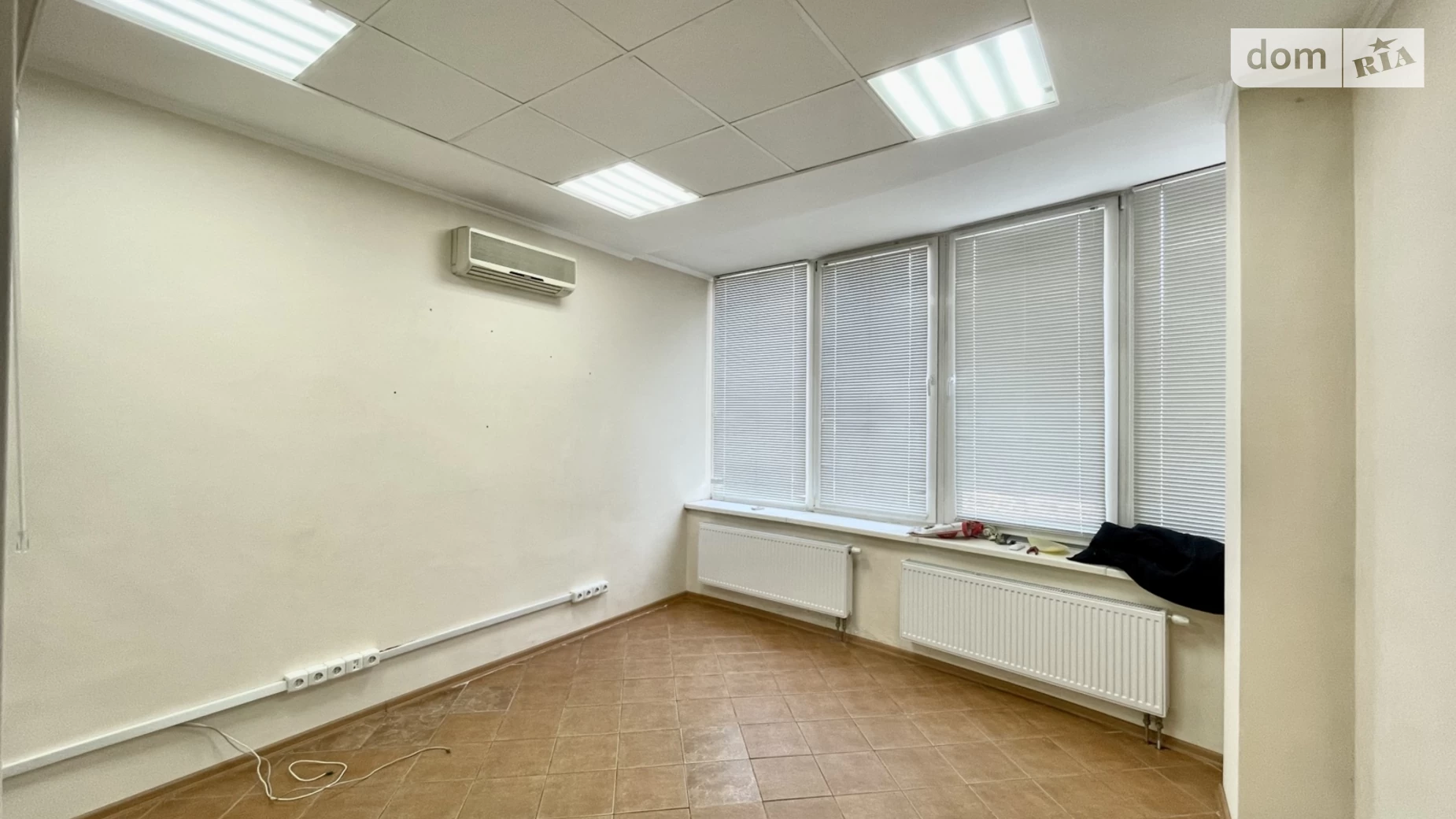 Сдается в аренду офис 102 кв. м в бизнес-центре, цена: 30000 грн - фото 2