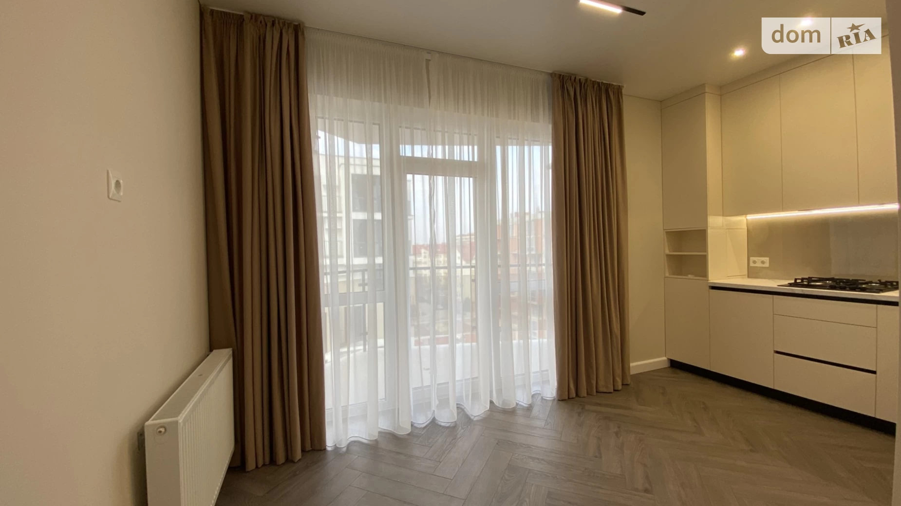 Продається 2-кімнатна квартира 71 кв. м у Ужгороді, вул. Капушанська(Перемоги), 148 - фото 2