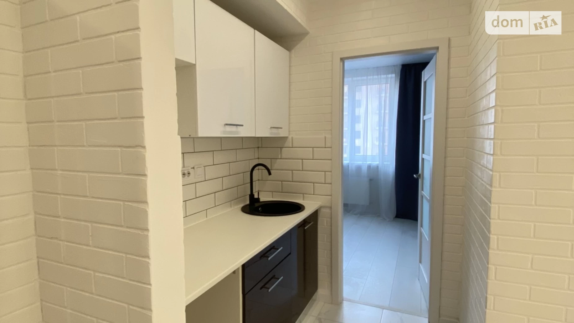 Продается 2-комнатная квартира 42 кв. м в Лиманке, ул. Жемчужная, 10 - фото 3