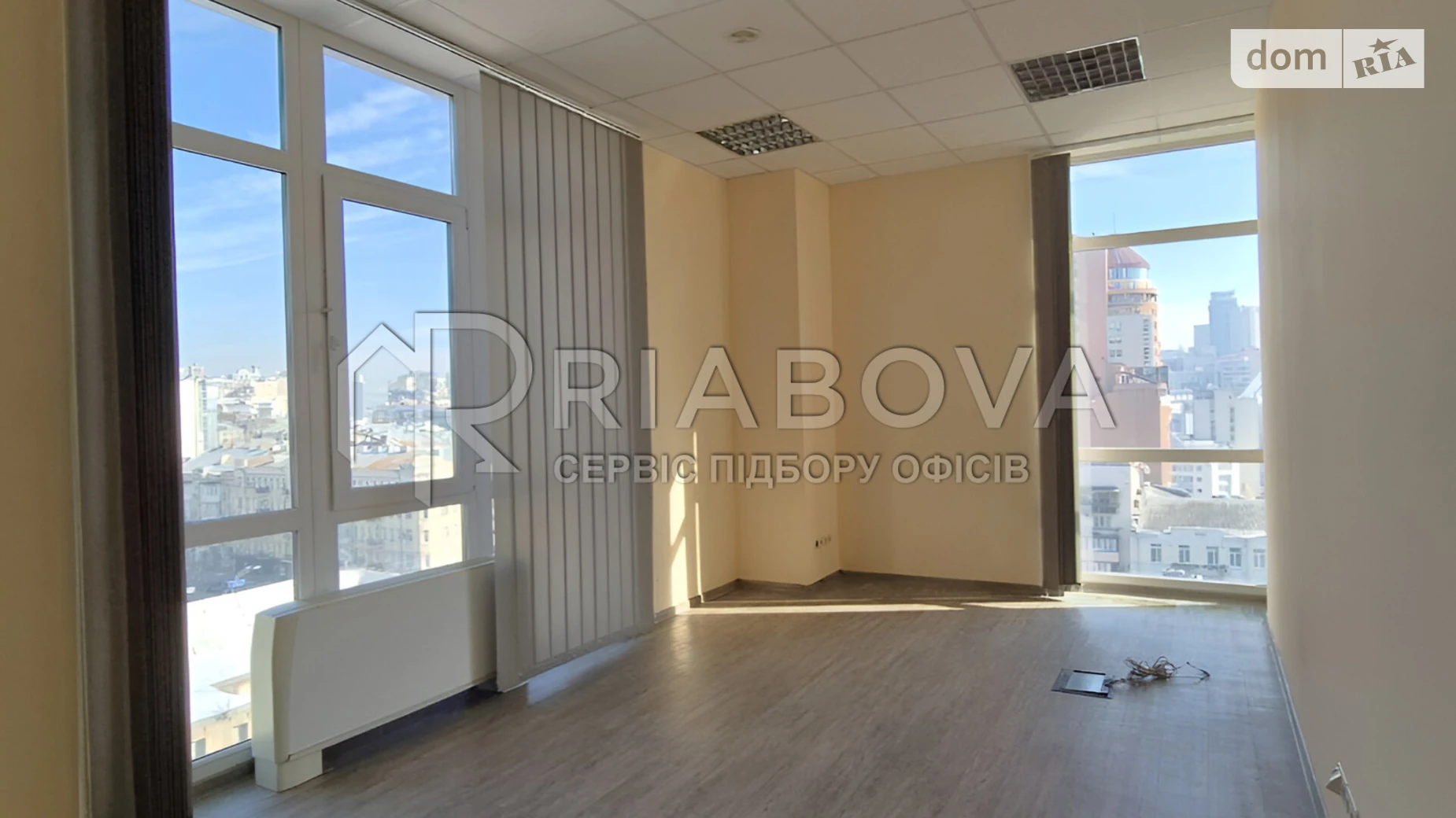 Сдается в аренду офис 305 кв. м в бизнес-центре, цена: 3660 $ - фото 3