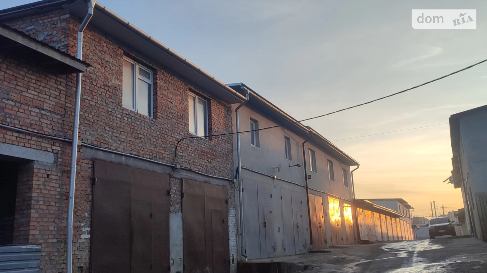 Продается отдельно стоящий гараж под бус на 63 кв. м, цена: 10000 $ - фото 4