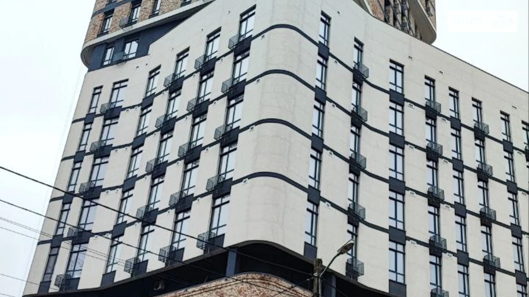 Продается 1-комнатная квартира 54 кв. м в Днепре, ул. Ломаная, 18 - фото 2