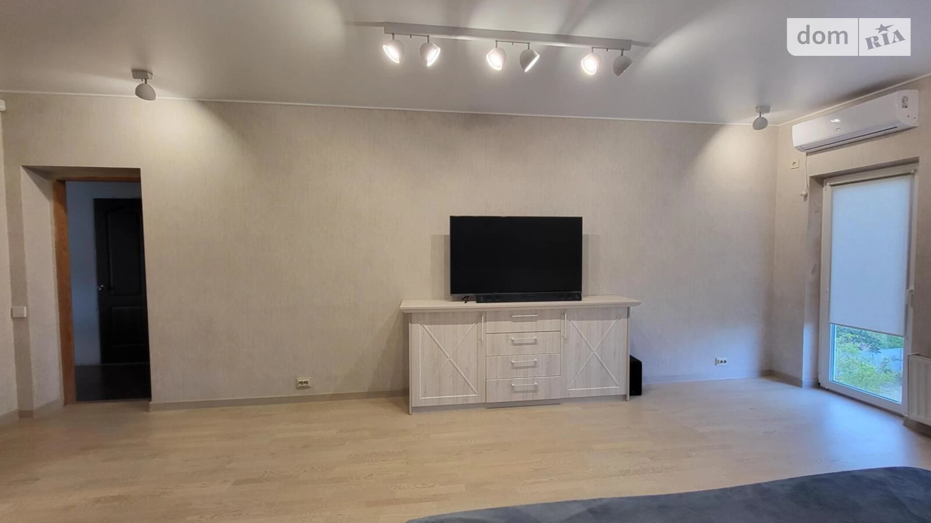 Продается дом на 2 этажа 142 кв. м с садом, цена: 105000 $ - фото 3