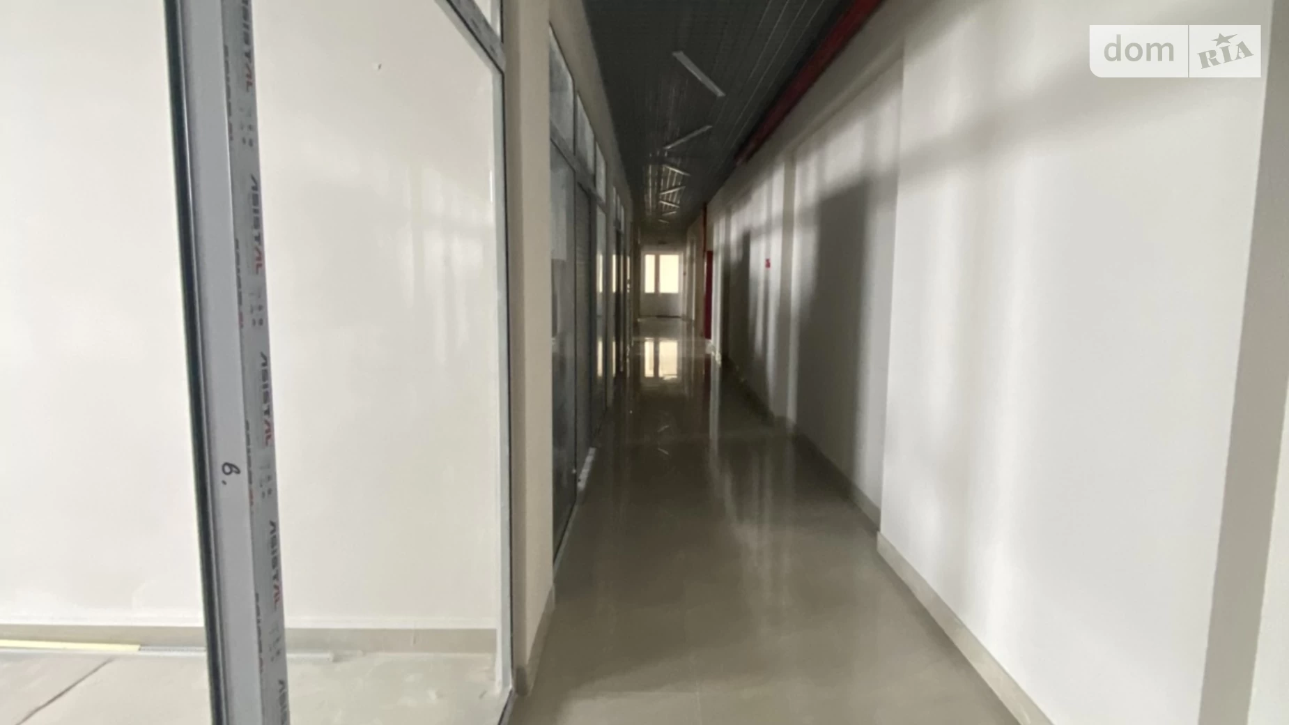 Продается офис 35.5 кв. м в бизнес-центре, цена: 22000 $ - фото 4