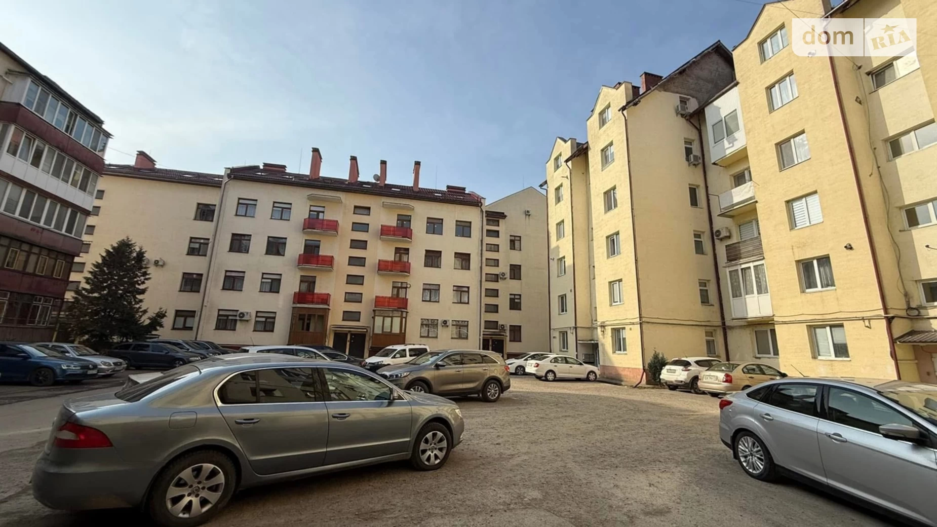Продается 4-комнатная квартира 106.9 кв. м в Ужгороде - фото 2