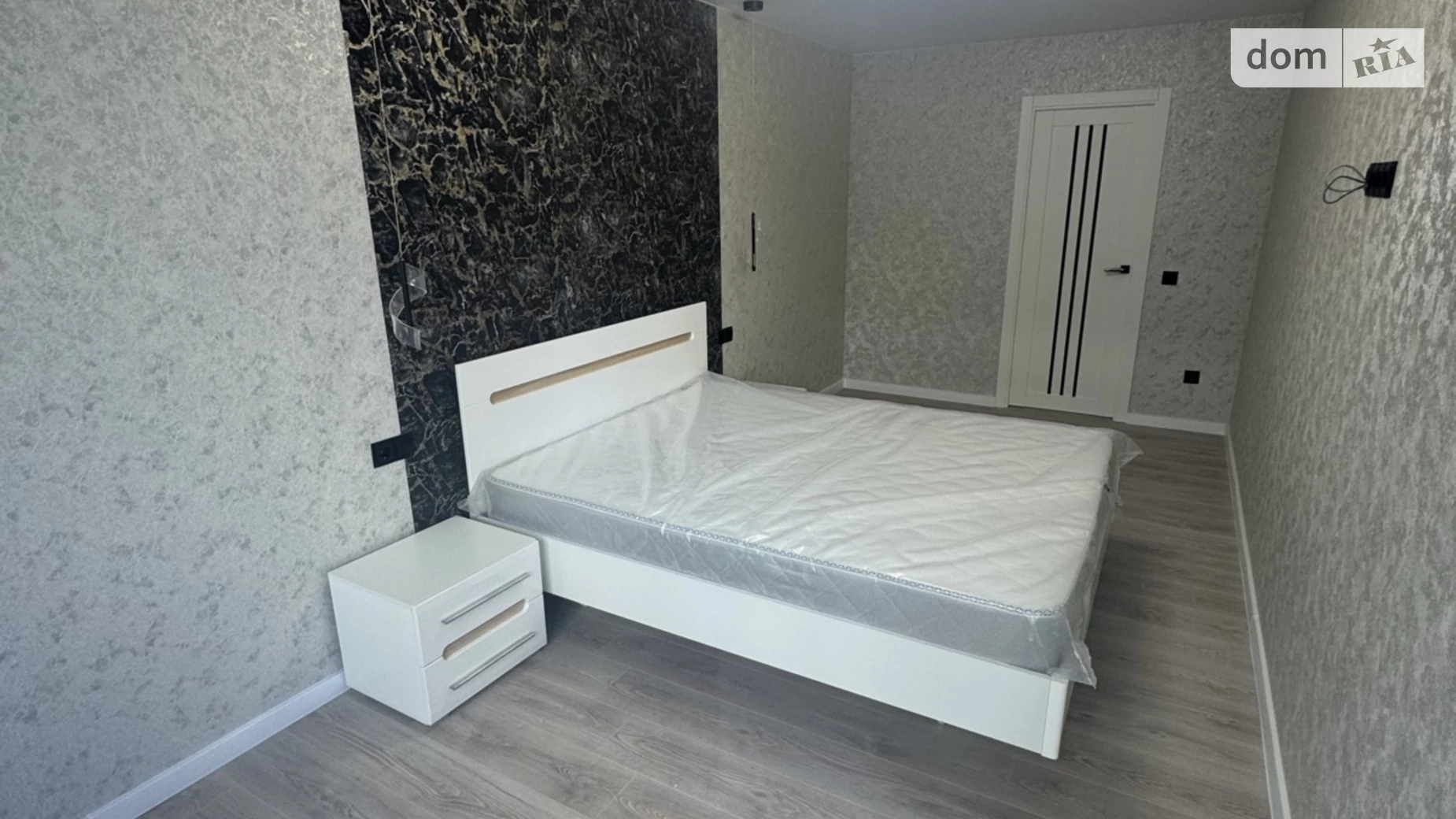 1-комнатная квартира 49 кв. м в Тернополе, ул. Киевская, 9Д - фото 4