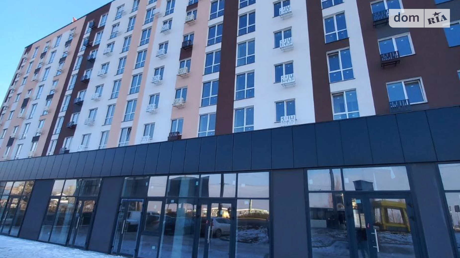 Продается 1-комнатная квартира 44.4 кв. м в Ровно, ул. Соборная, 289В - фото 2
