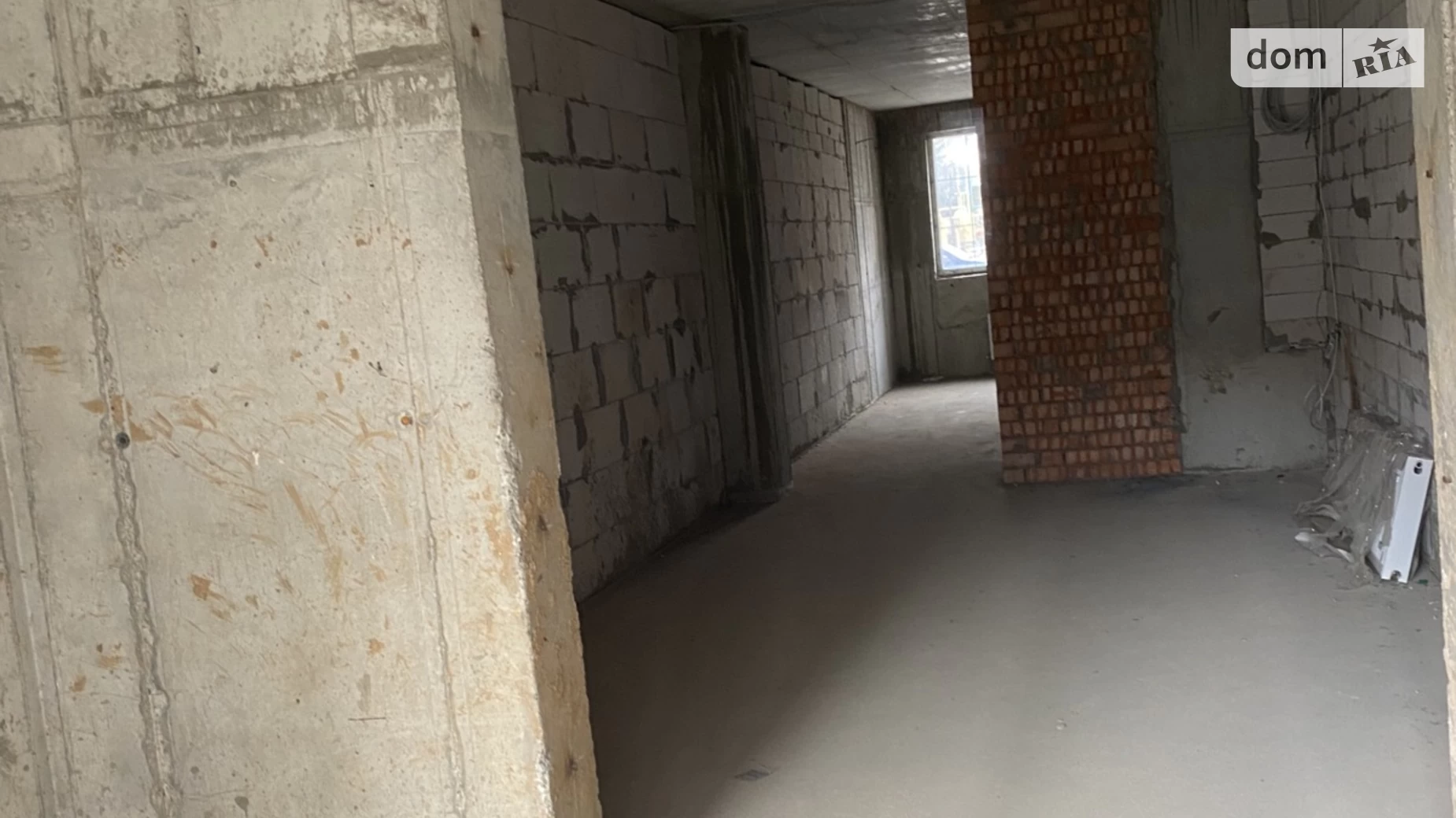 Продается офис 42 кв. м в бизнес-центре, цена: 32000 $ - фото 2